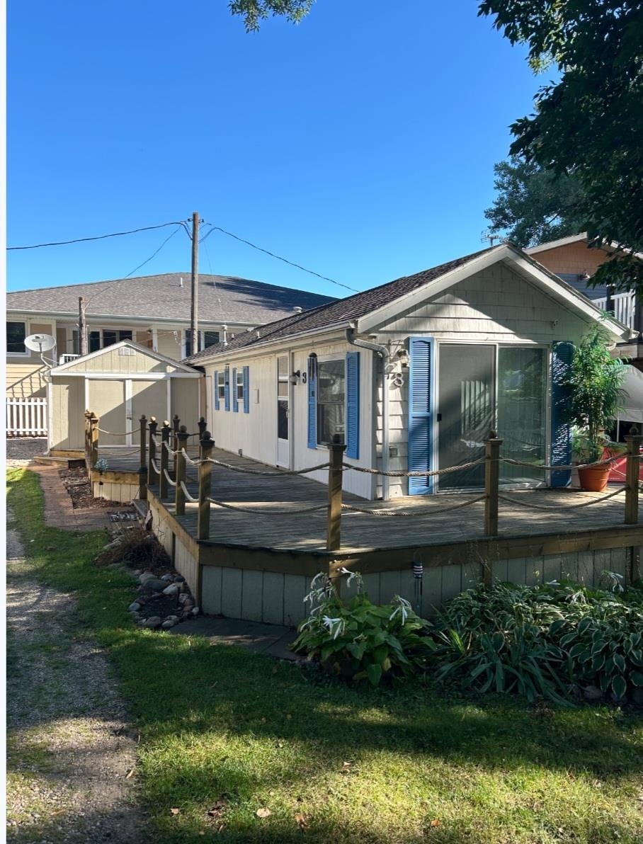 92 Rohr Street #3, Arnolds Park, IA 51331 