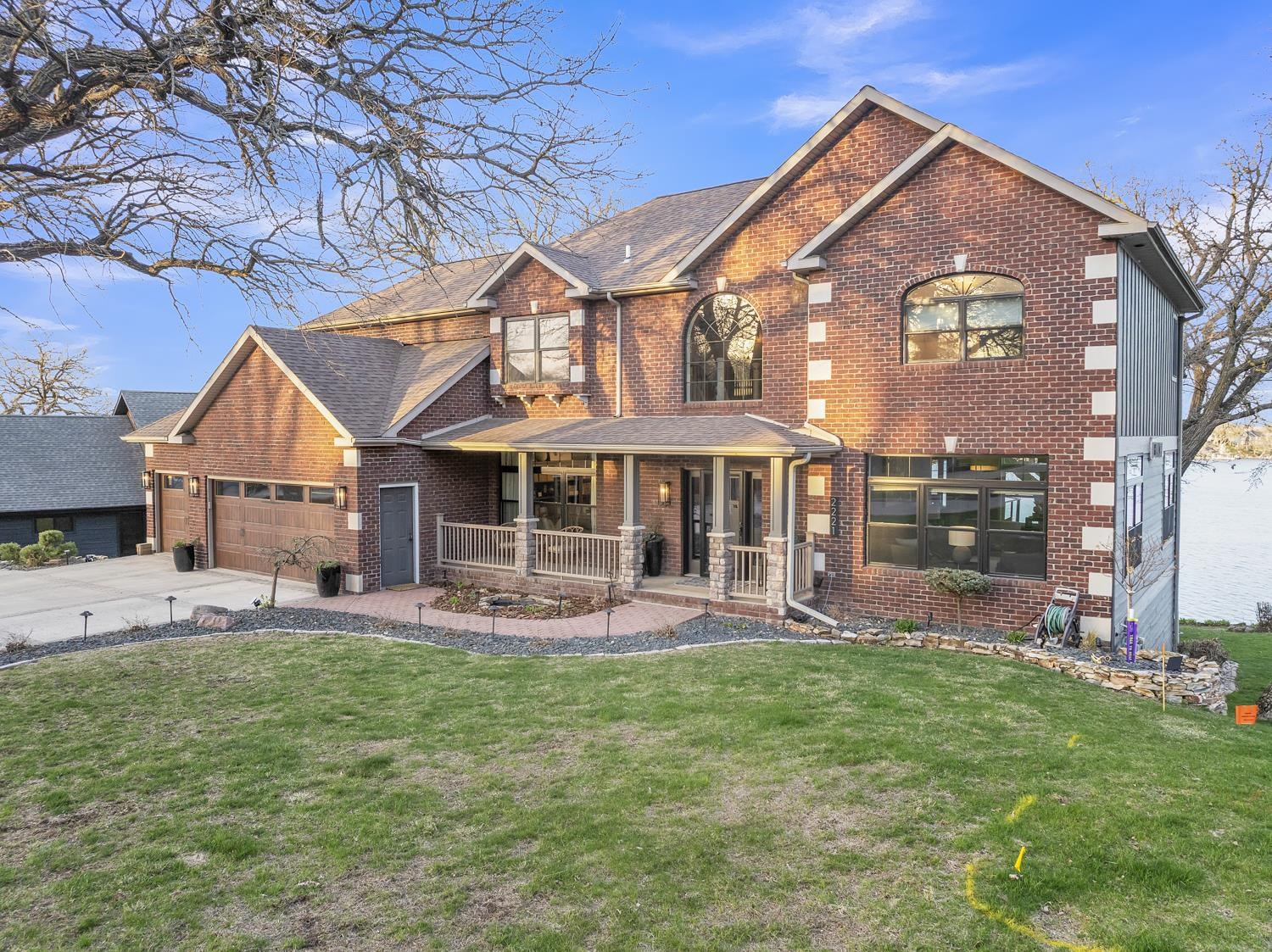 2221 Francis Sites Drive, Spirit Lake, IA 51360 