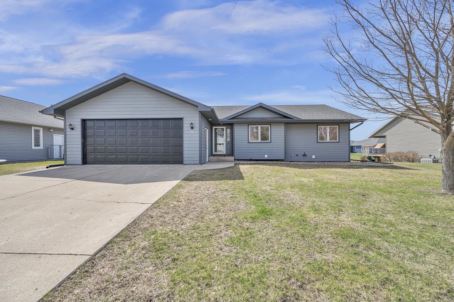 841 29th Street, Spirit Lake, IA 51360 