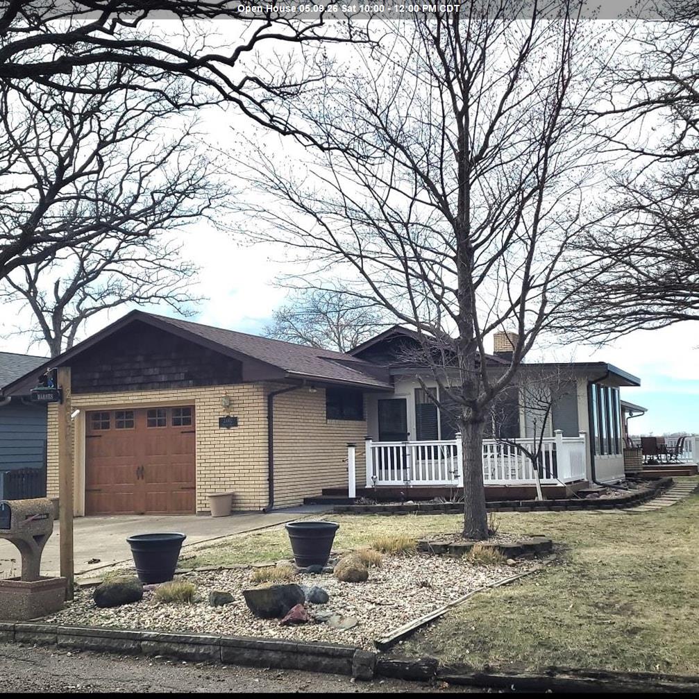 2602 Okoboji Blvd, West Okoboji, IA 51351 
