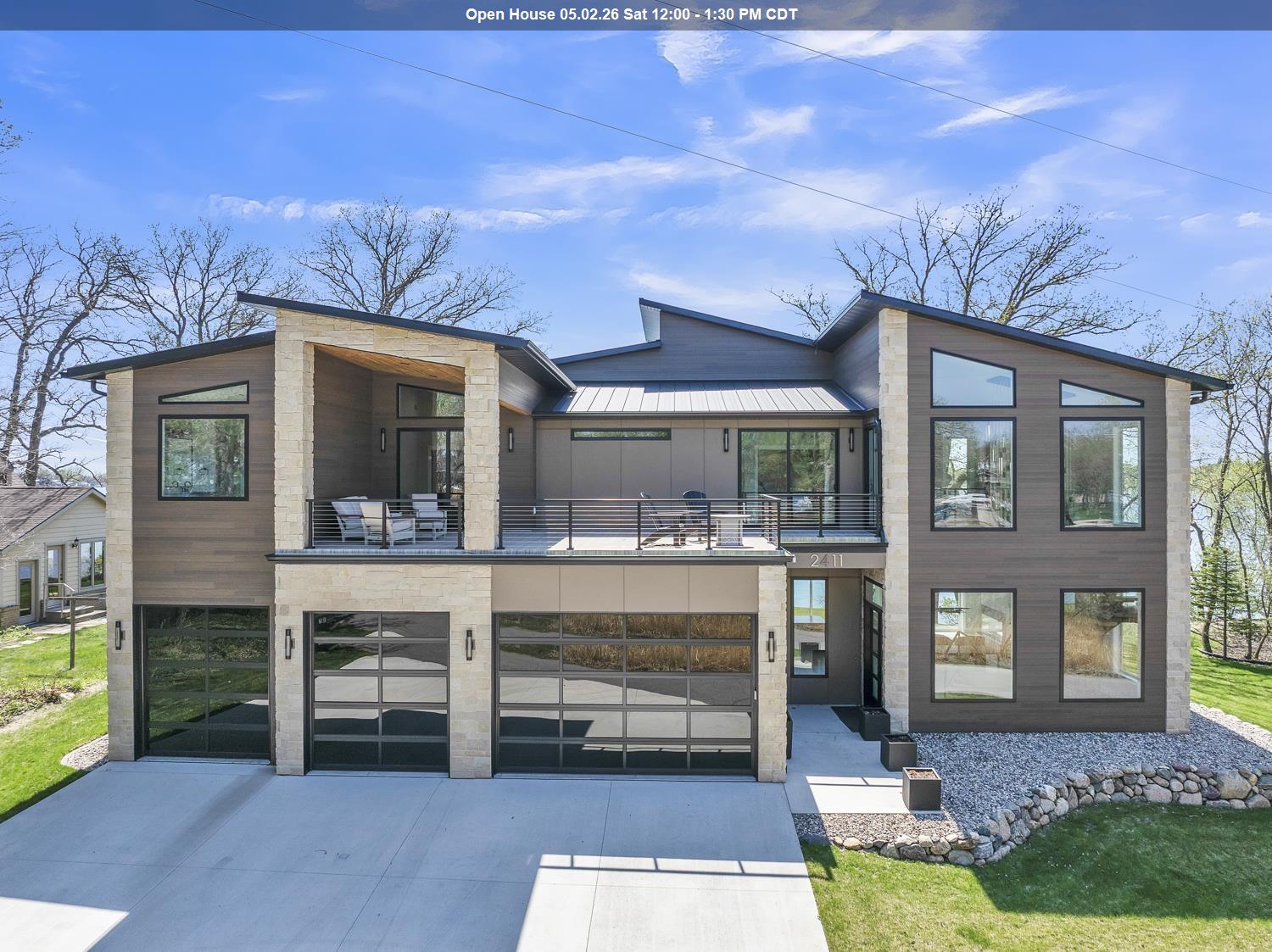 2411 Lakeshore Drive, Wahpeton, IA 51351 