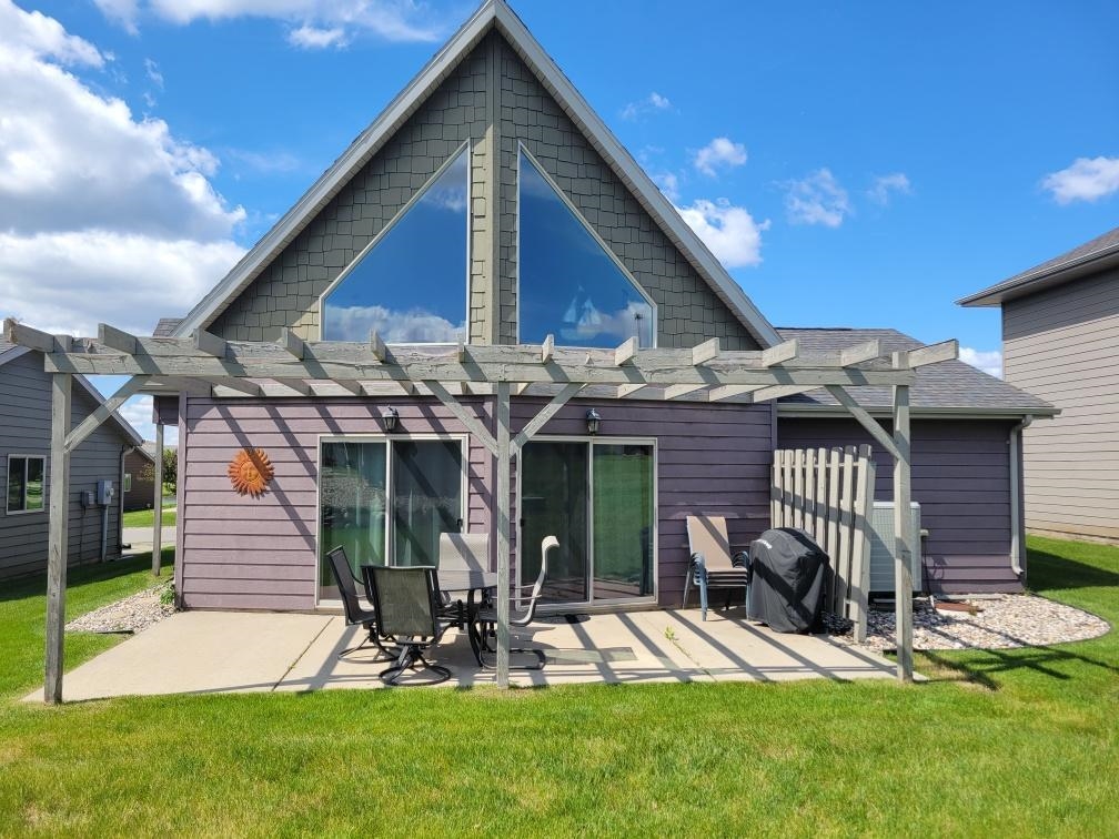 290 240th Avenue #65, Arnolds Park, IA 51331 