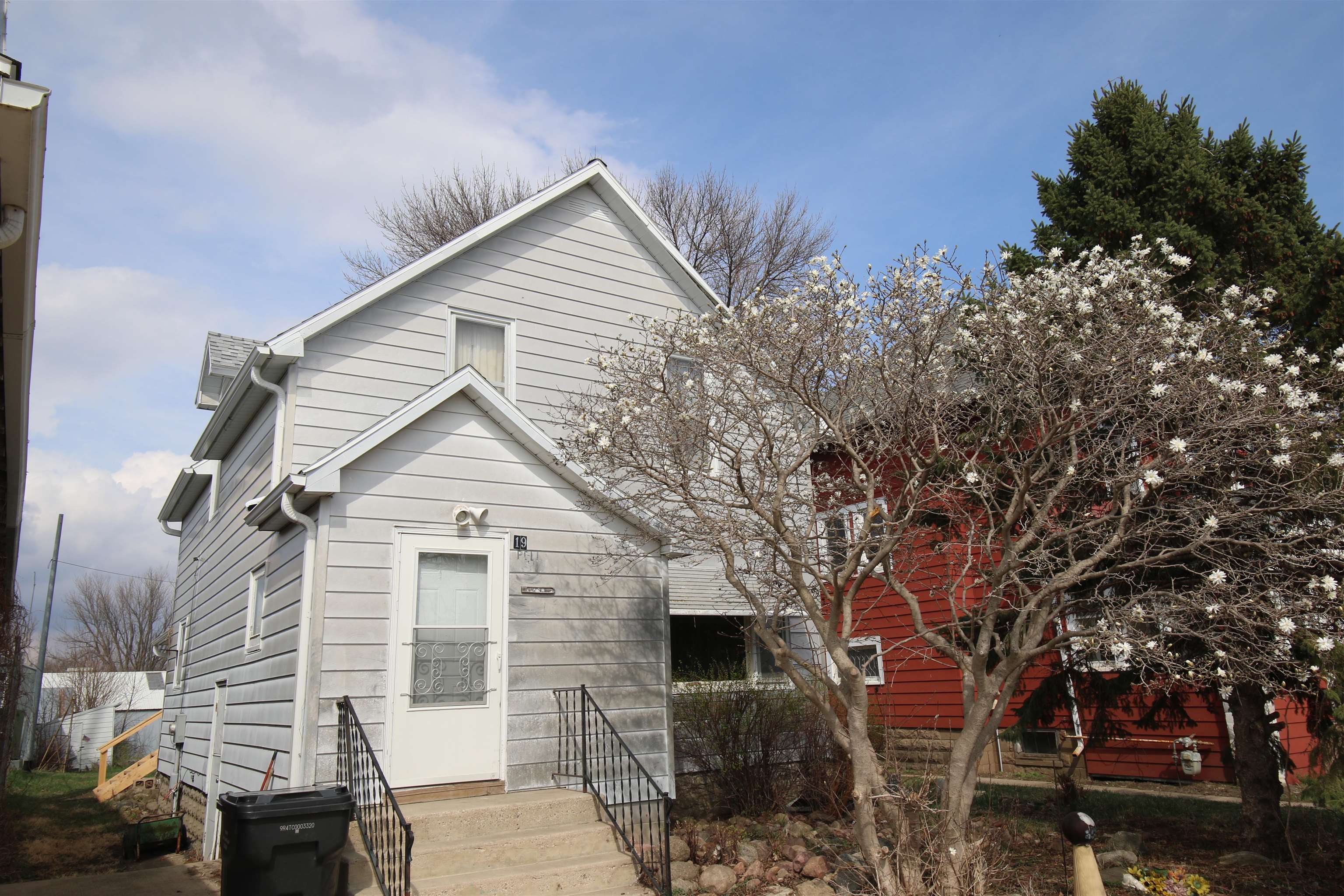 19 Avenue AE, Lake Park, IA 51347 