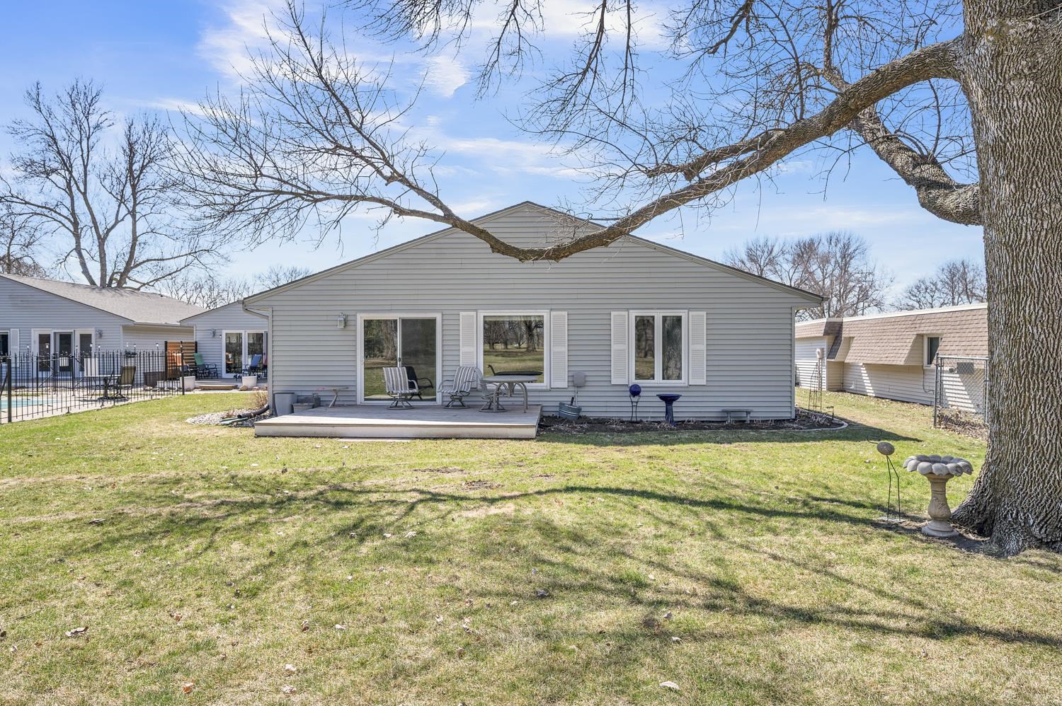1404 Country Club Drive #D, Okoboji, IA 51355 