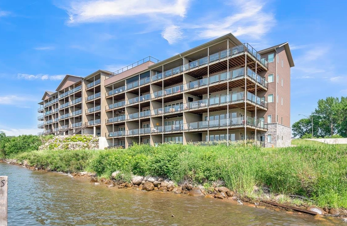 570 Linden Drive, Arnolds Park, IA 51331 