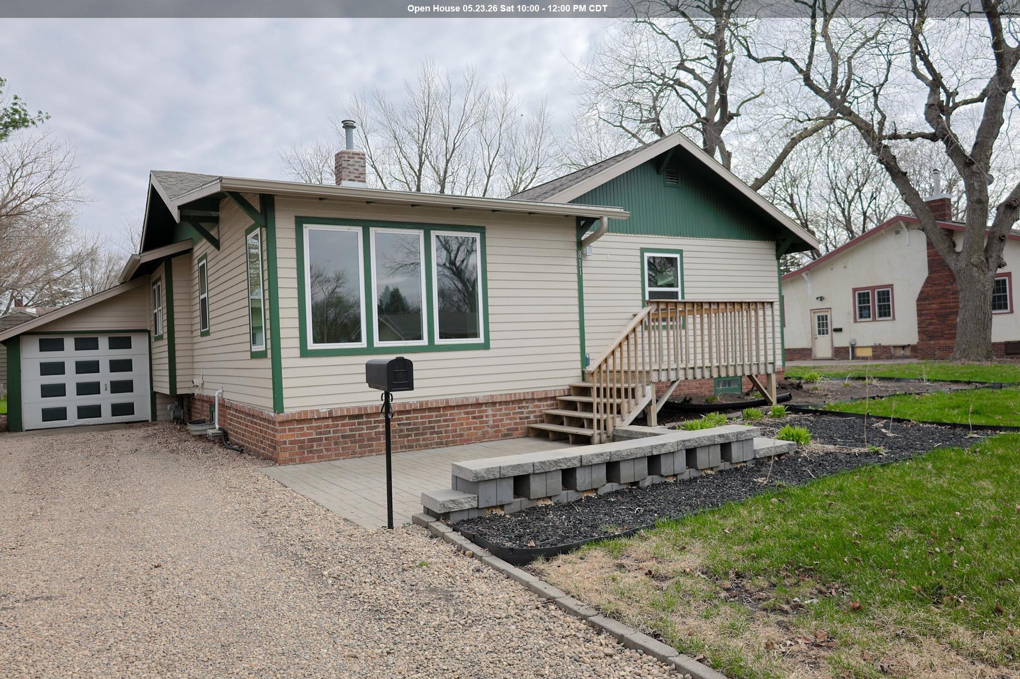 811 11th Street, Spirit Lake, IA 51360 