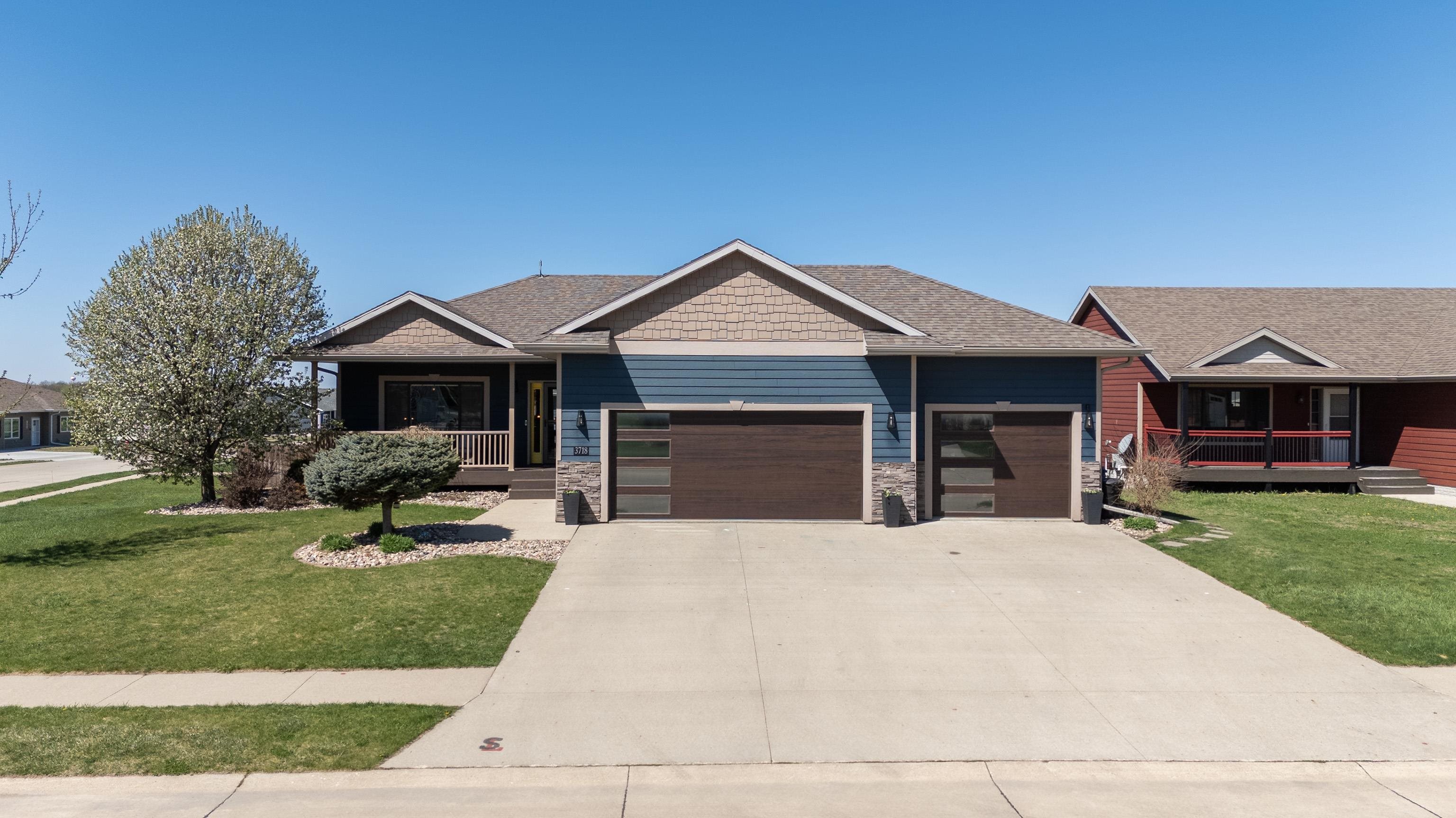 3718 Keystone Circle, Spirit Lake, IA 51360 