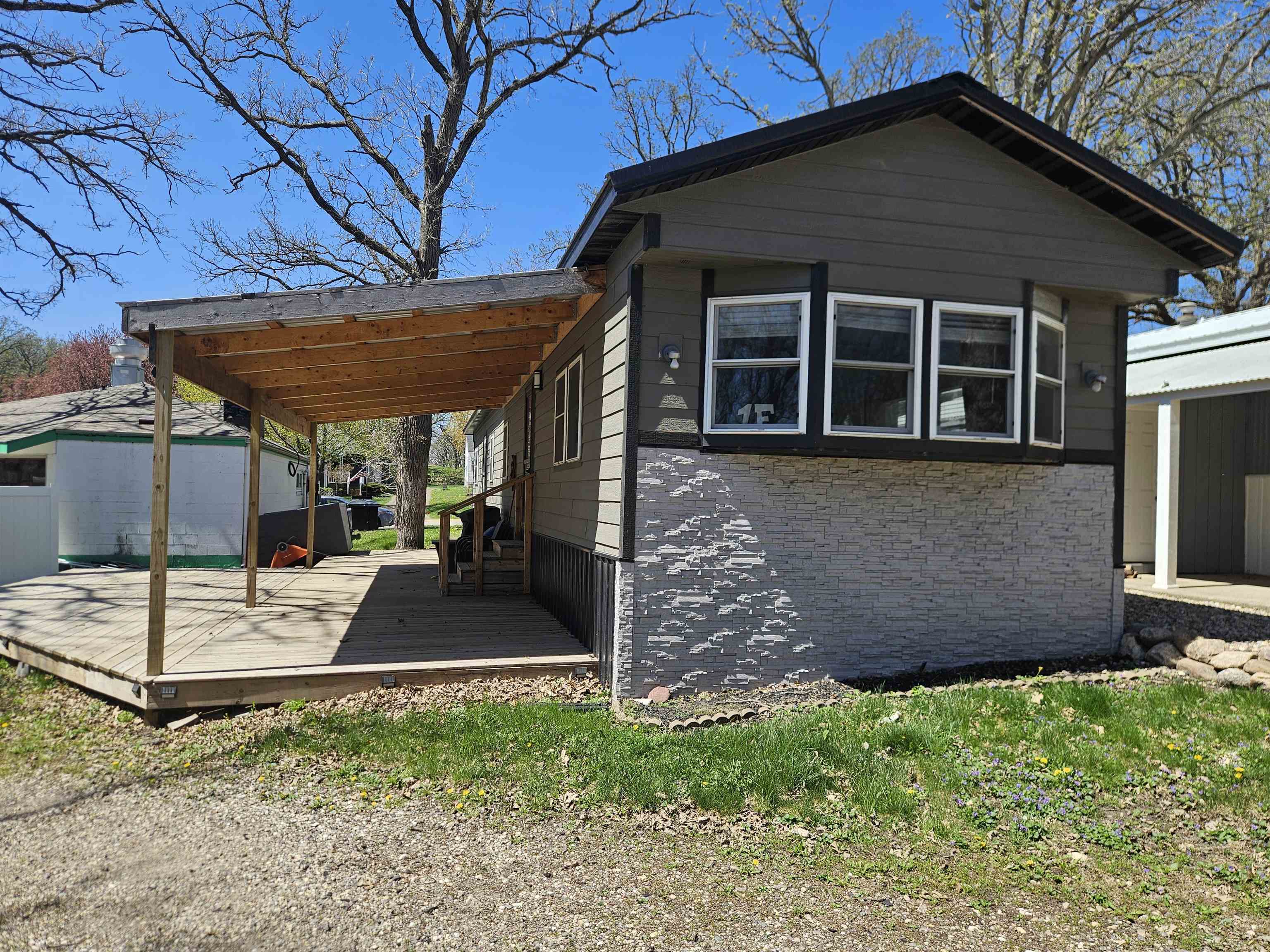 1001 Lake Shore Drive #1E, Okoboji, IA 51355 