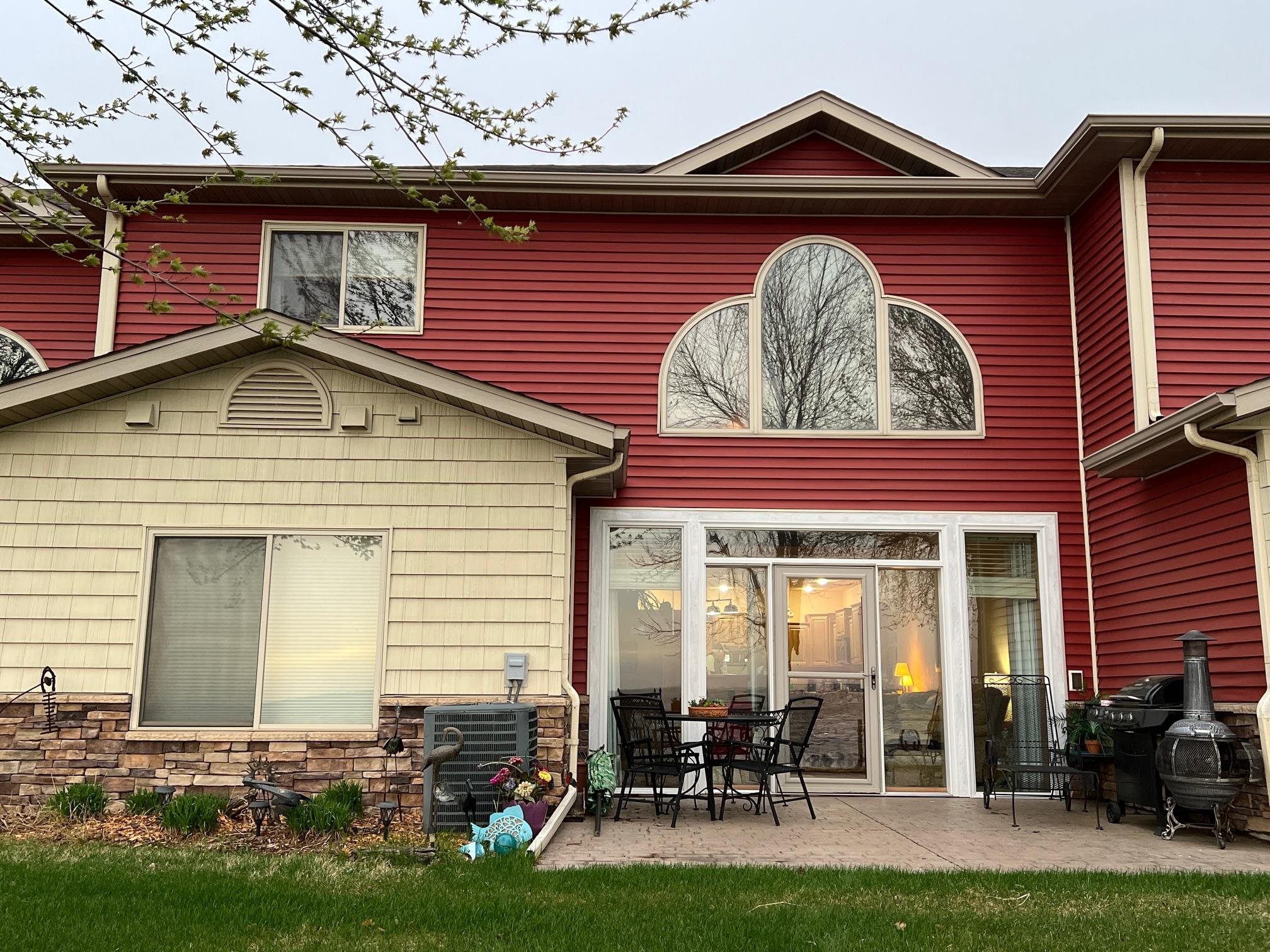 11111 270th Avenue #2, Spirit Lake, IA 51360 