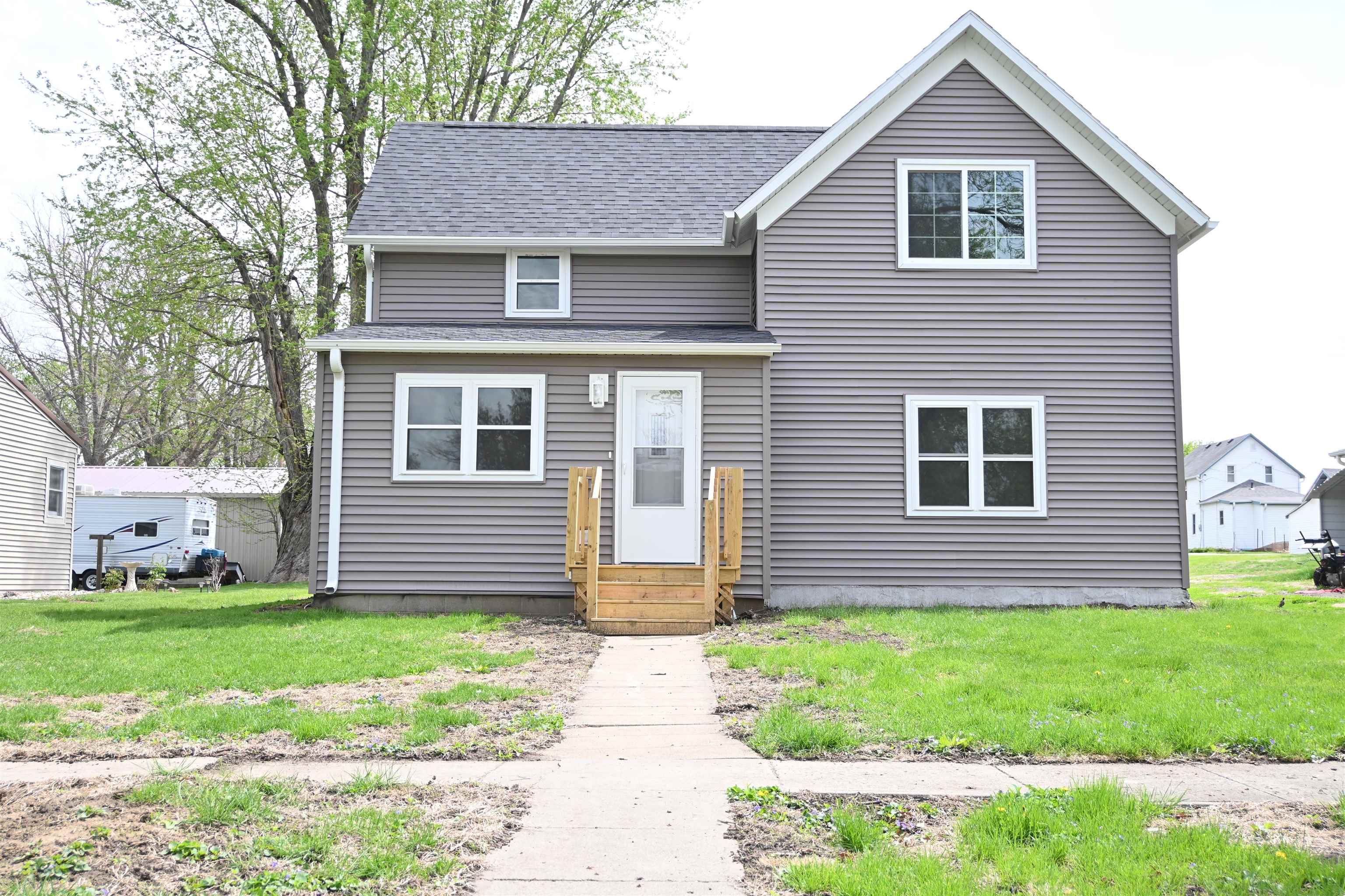 408 Sherwood Street, Wall Lake, IA 51466 