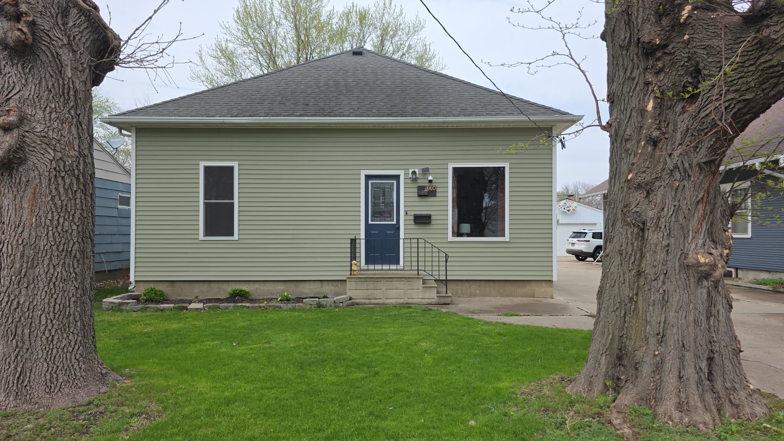 660 1st Street, Hartley, IA 51346 