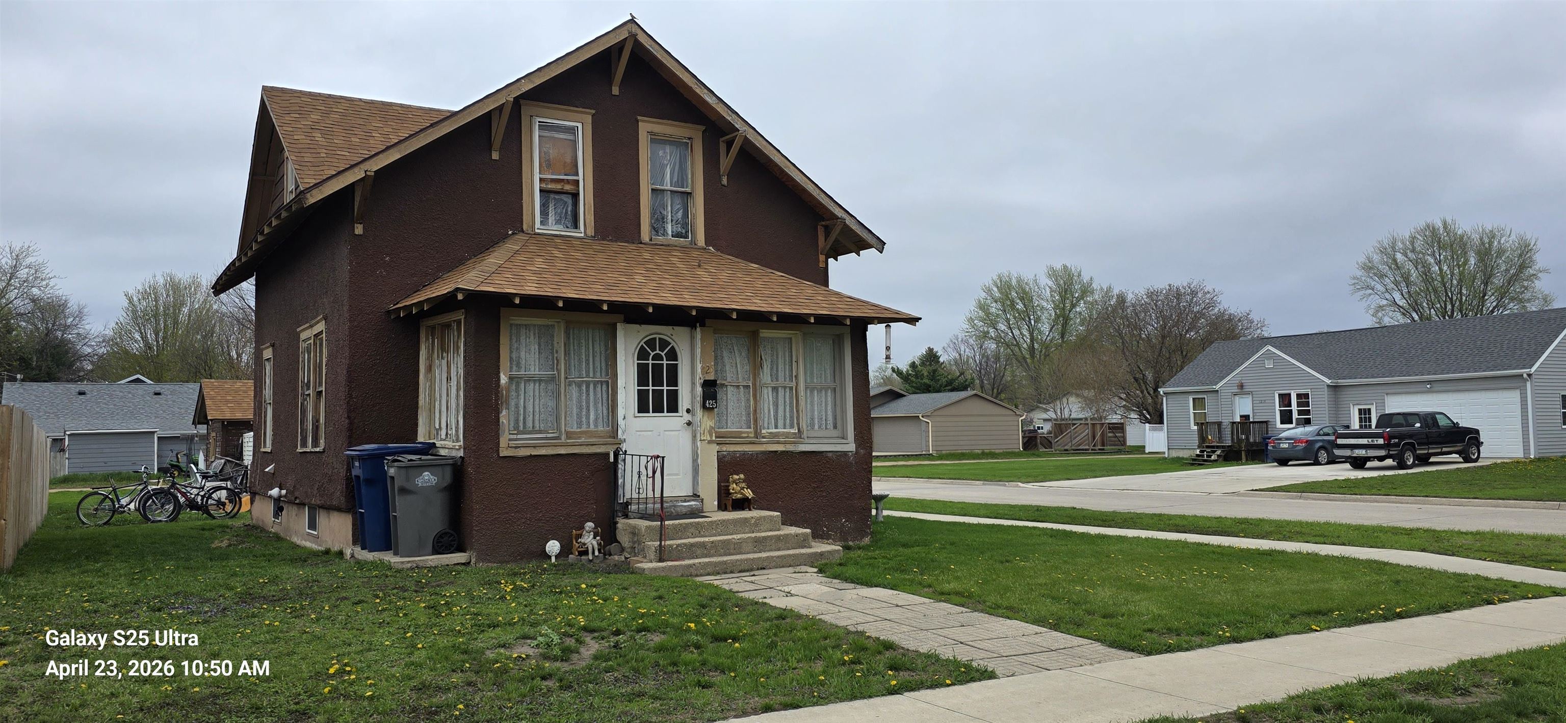 425 12th Streets, Spencer, IA 51301 