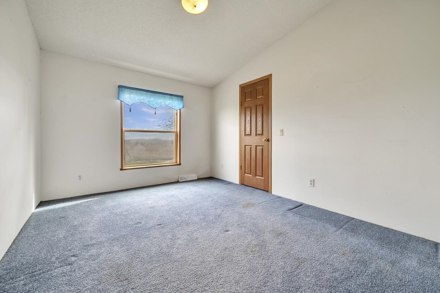 MLS #260368
