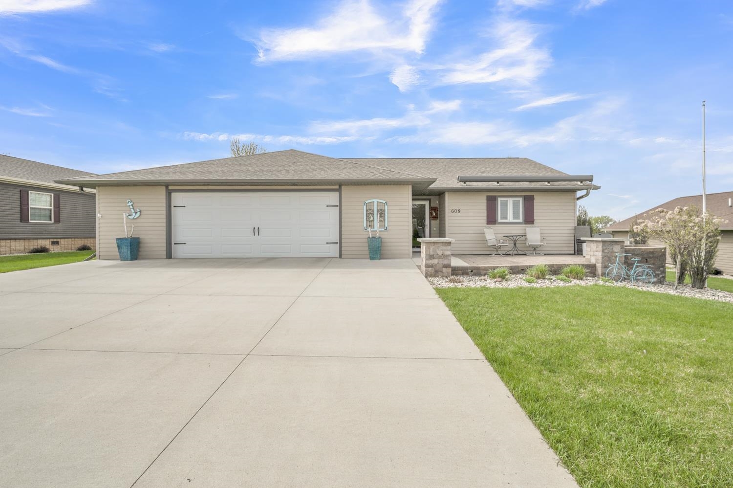 609 Blue Heron Road, Arnolds Park, IA 51331 