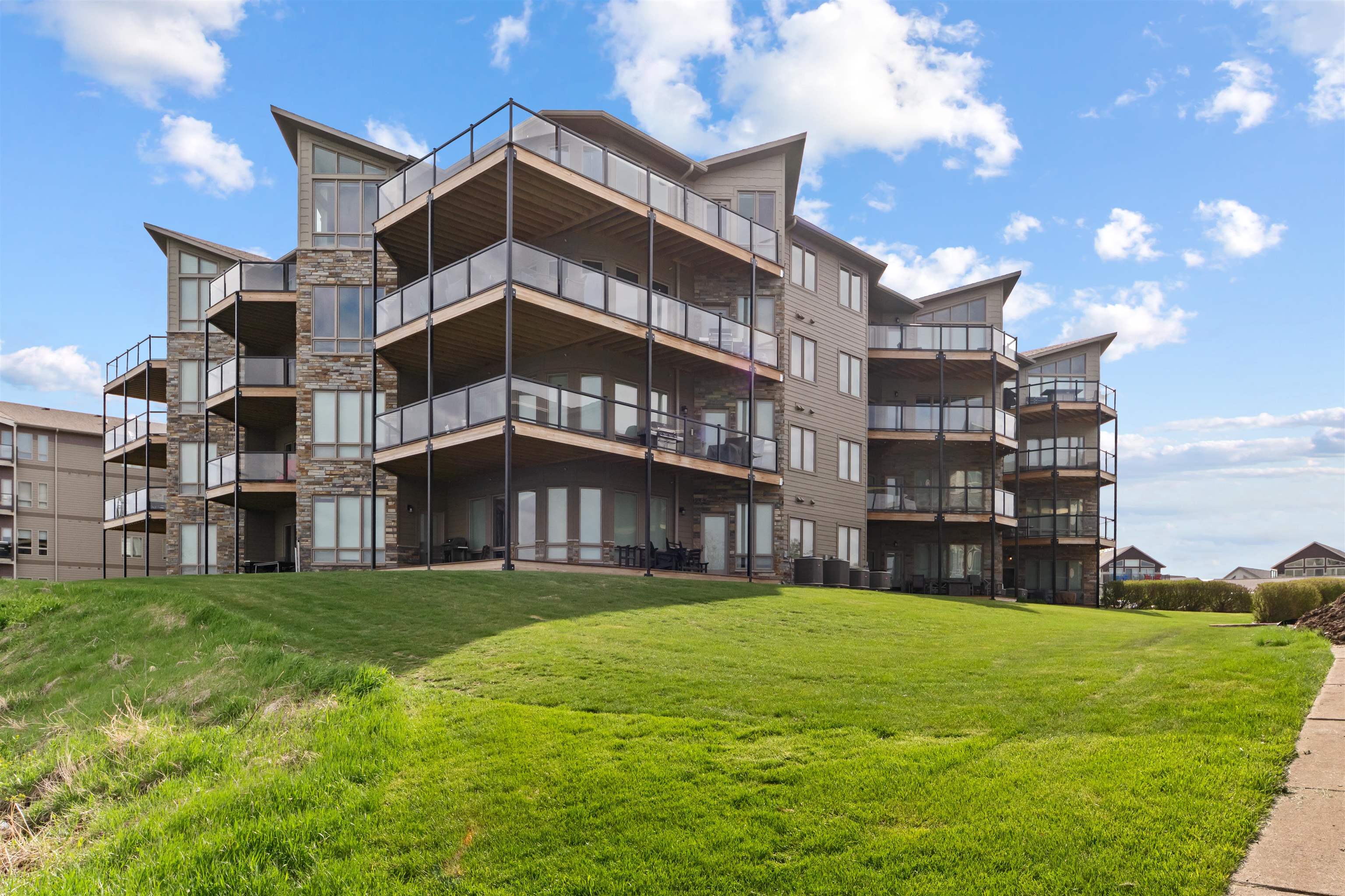 455 240th - Arnolds Park, IA