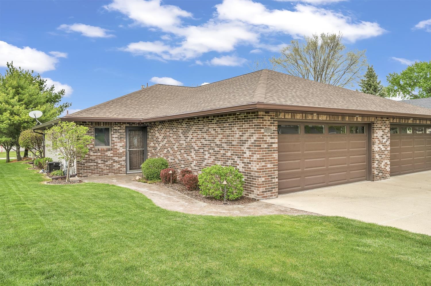 416 Emerald Dr., Arnolds Park, IA 51331 