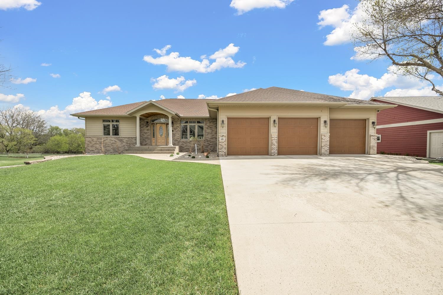 46 Ann Street, Milford, IA 51351 