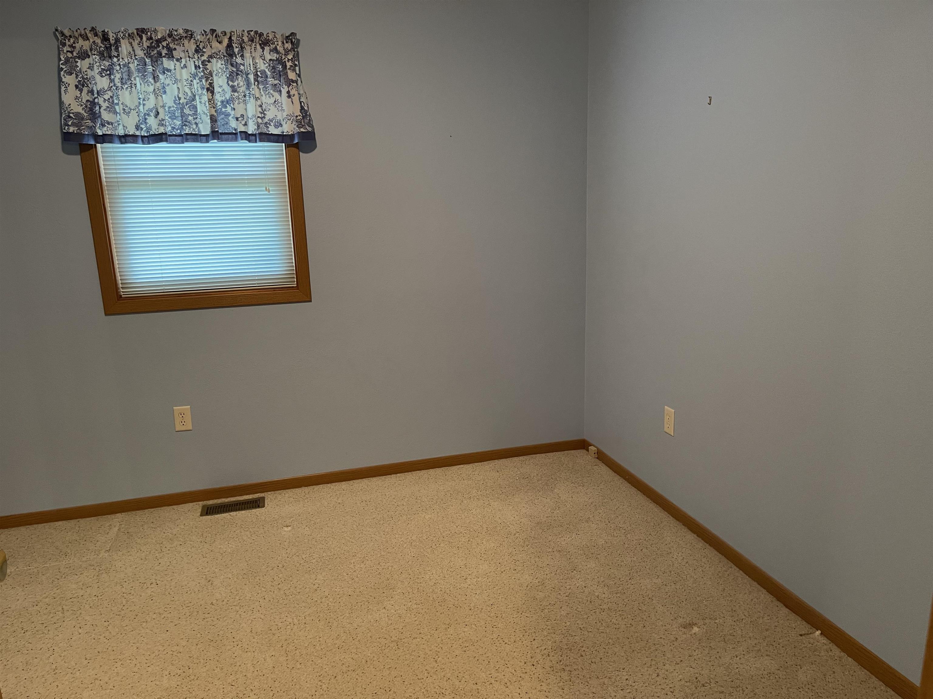 MLS #260415