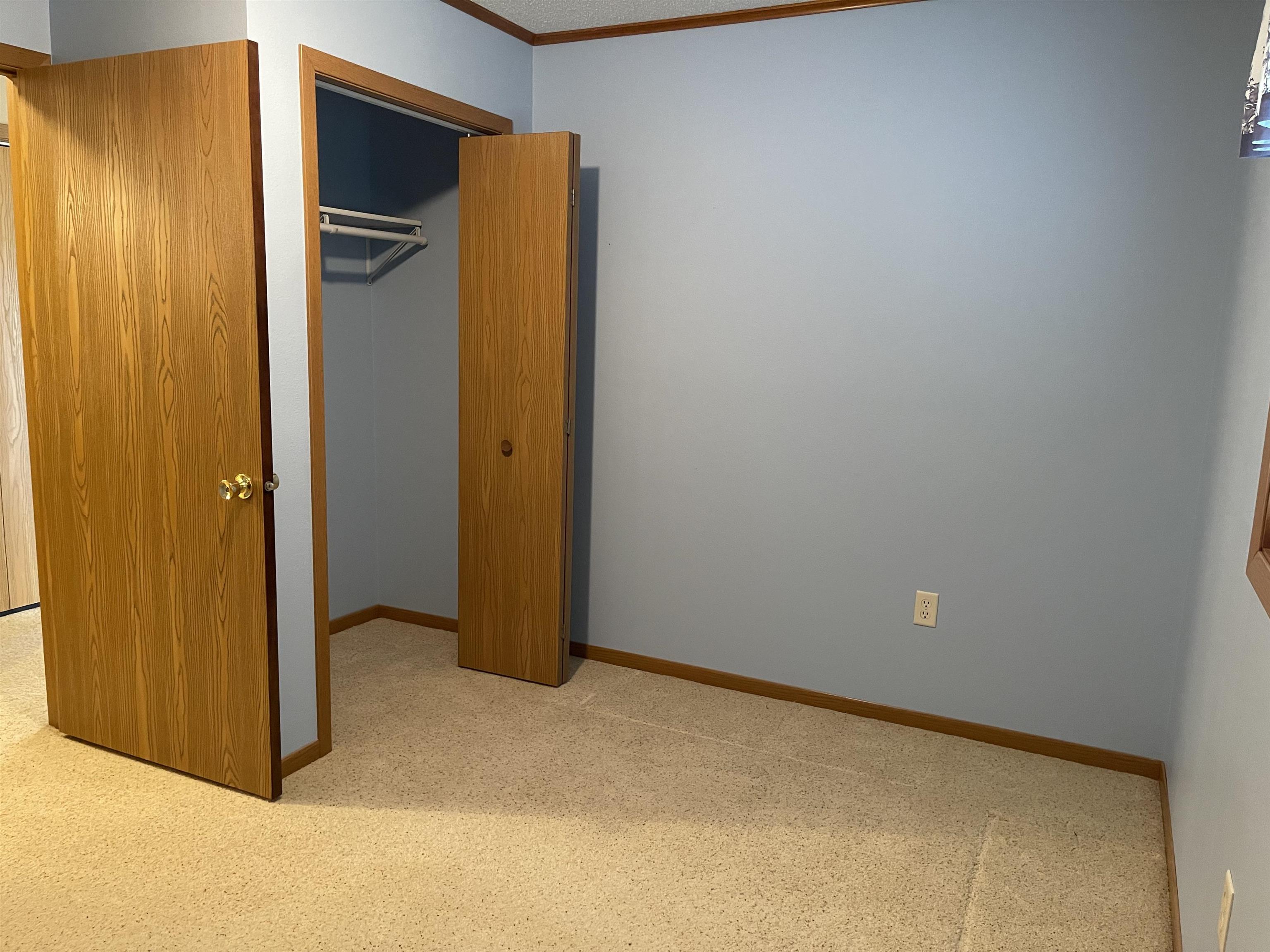 MLS #260415