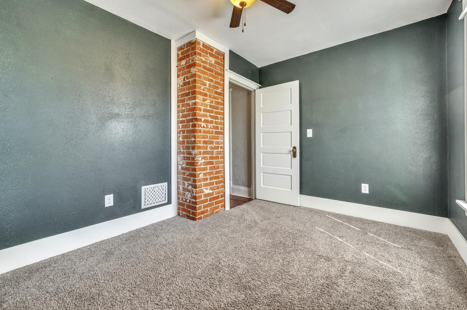 MLS #260442