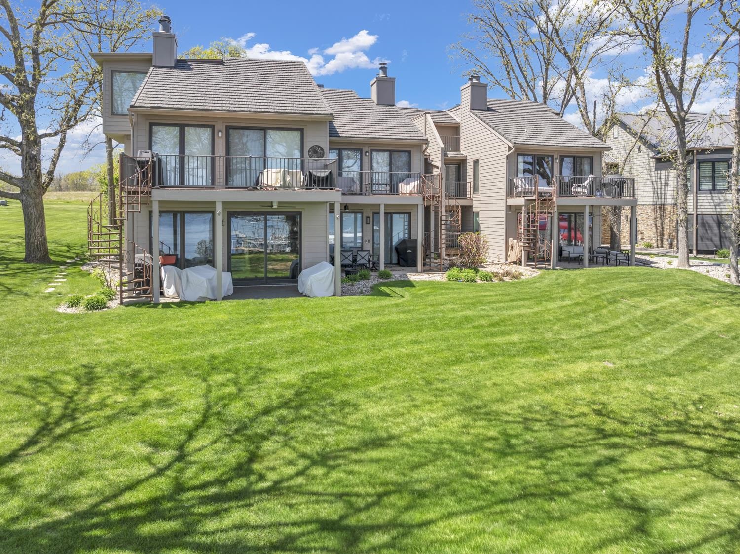 MLS #260455
