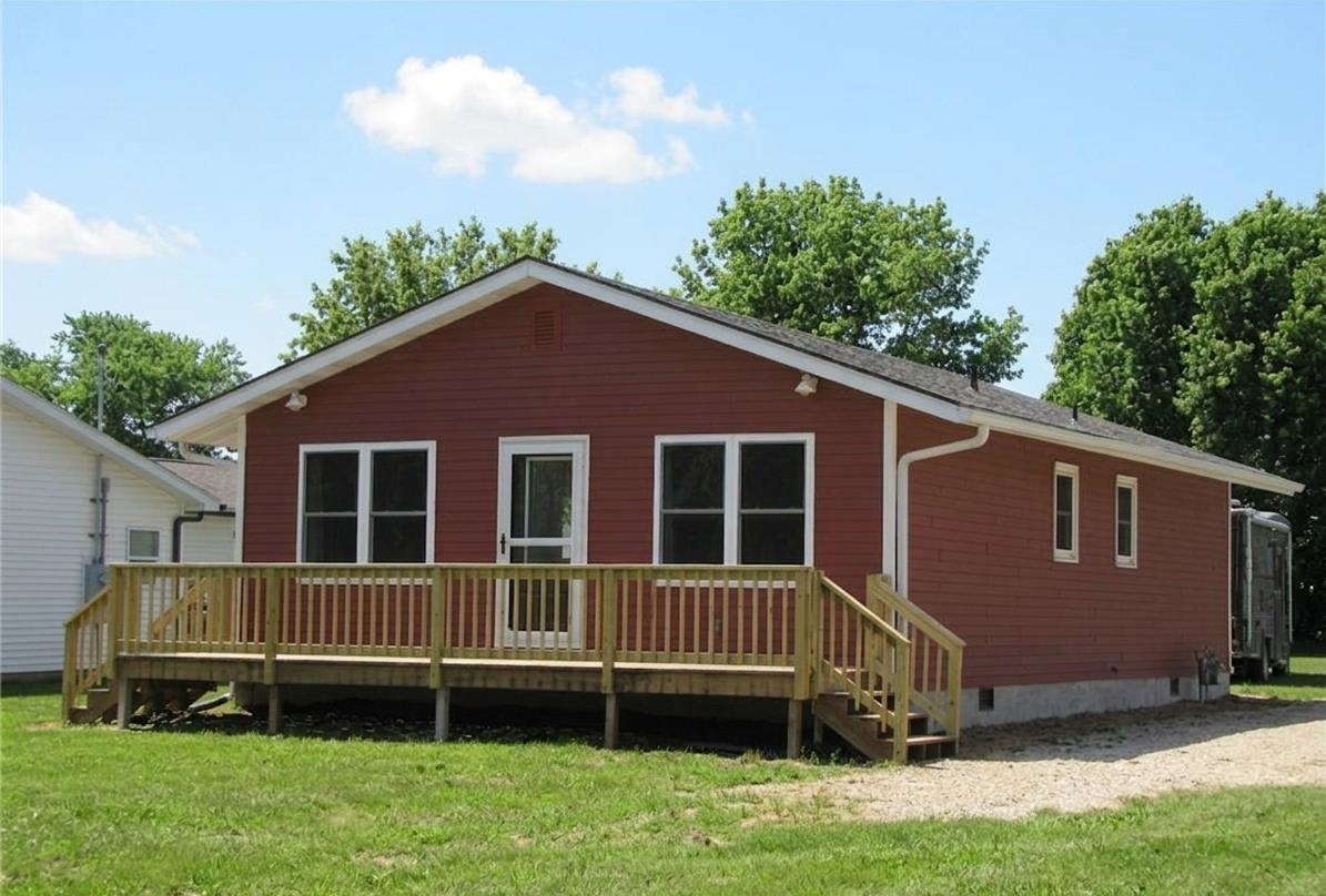 420 1st Ave Sw, Fostoria, IA 51340 