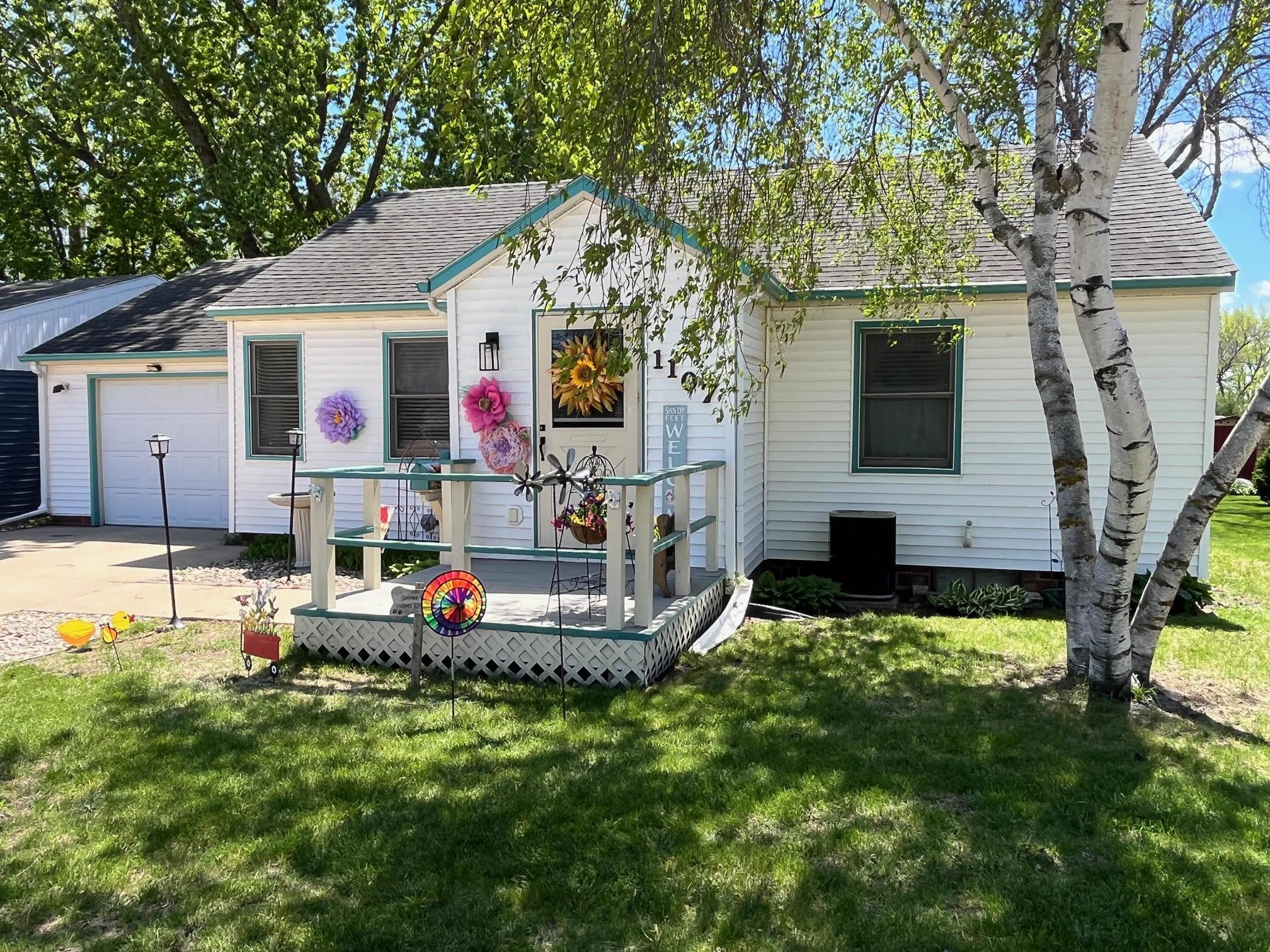 1107 6th Street, Milford, IA 51351 