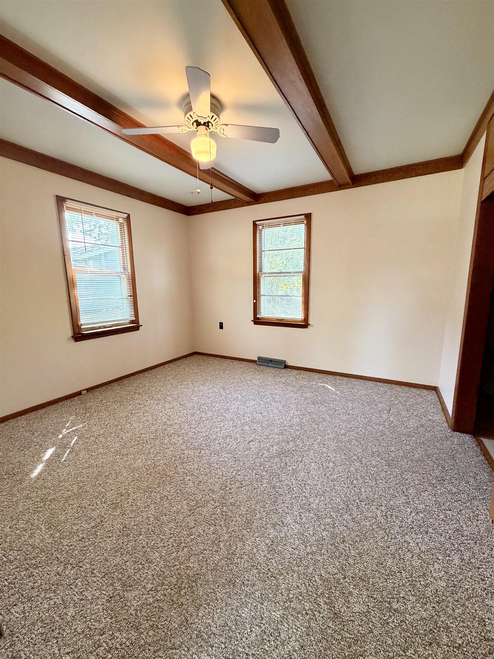 MLS #260476