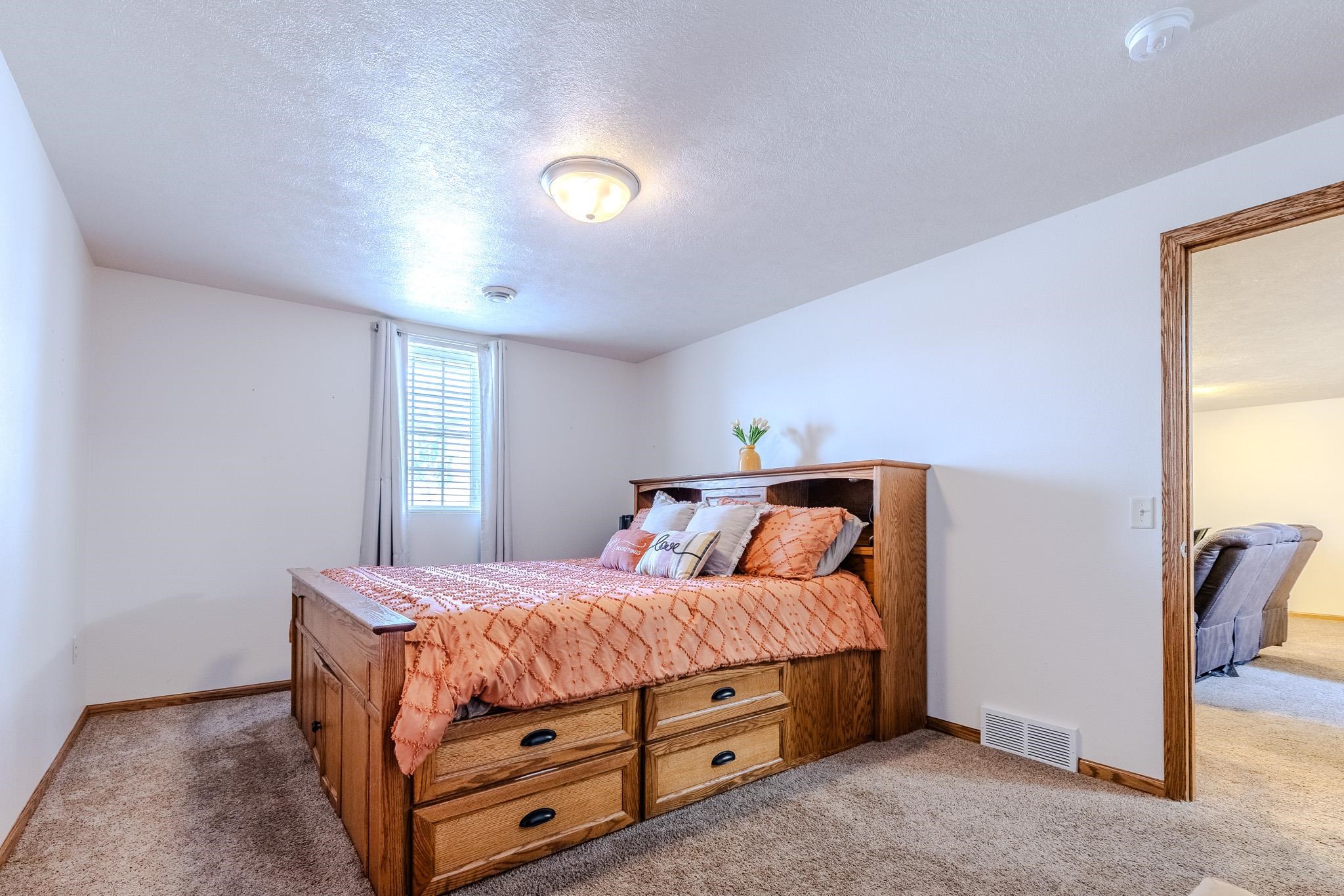 MLS #260500