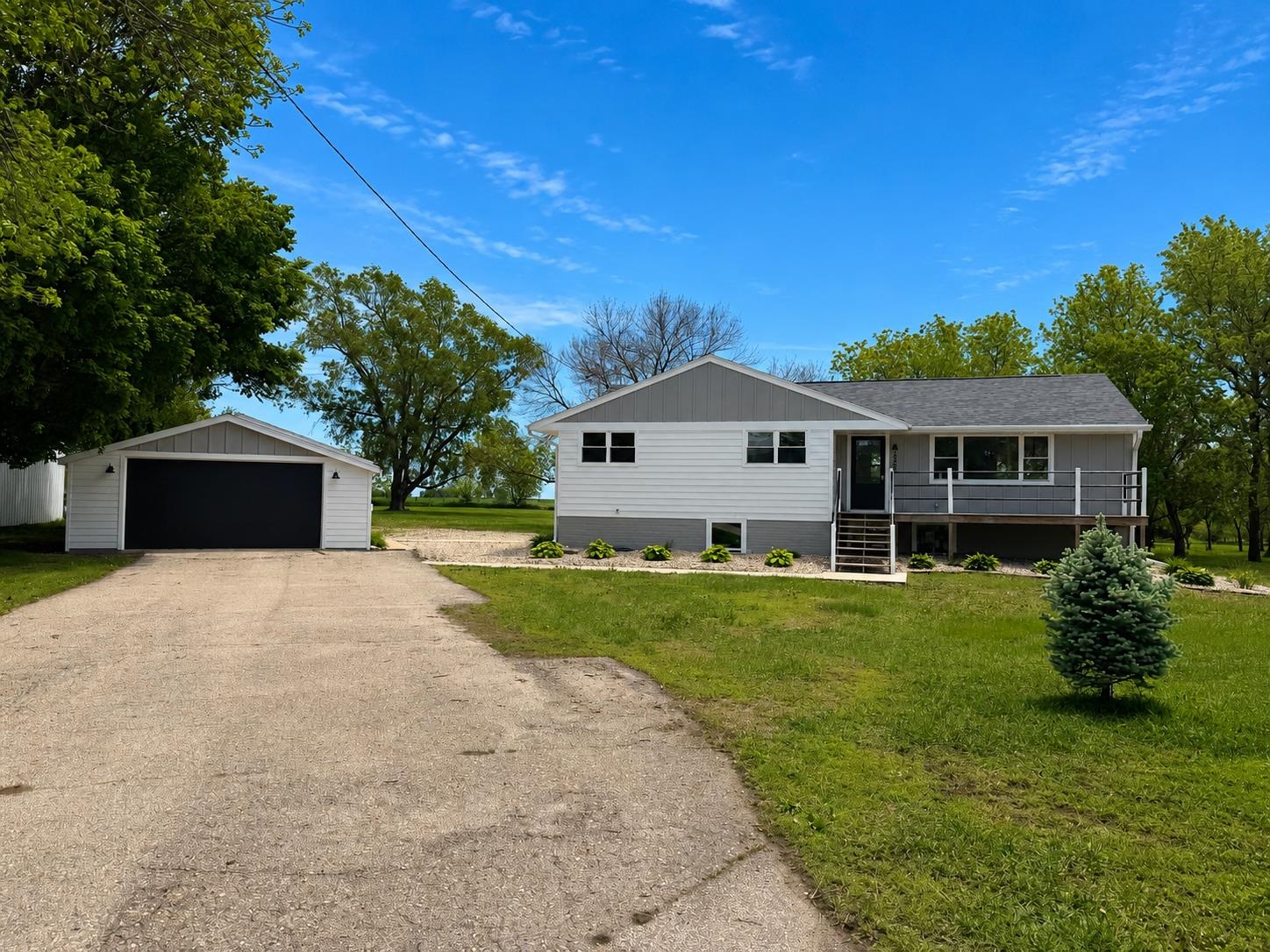 2308 225th Avenue, Milford, IA 51351 