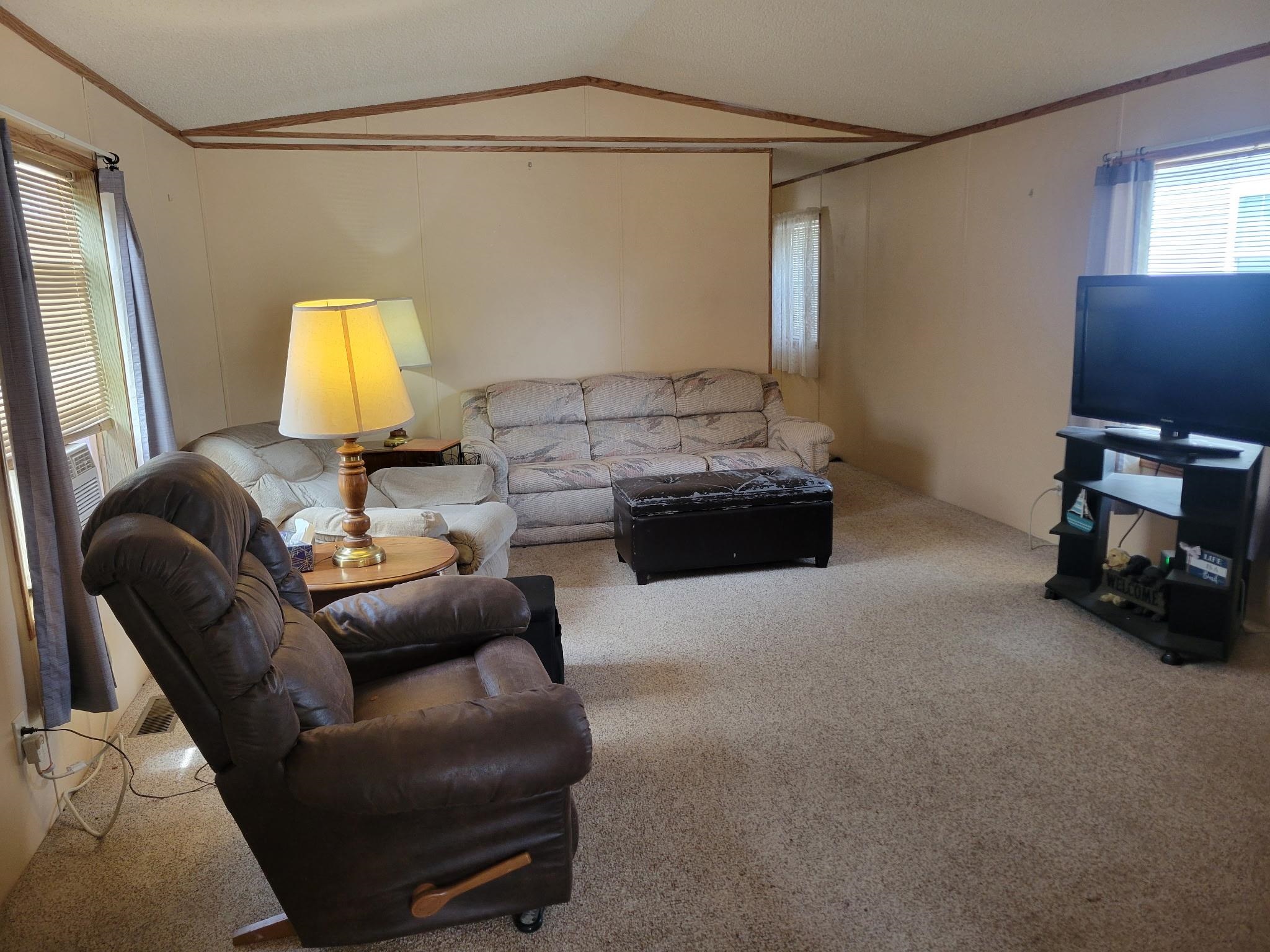 MLS #260513