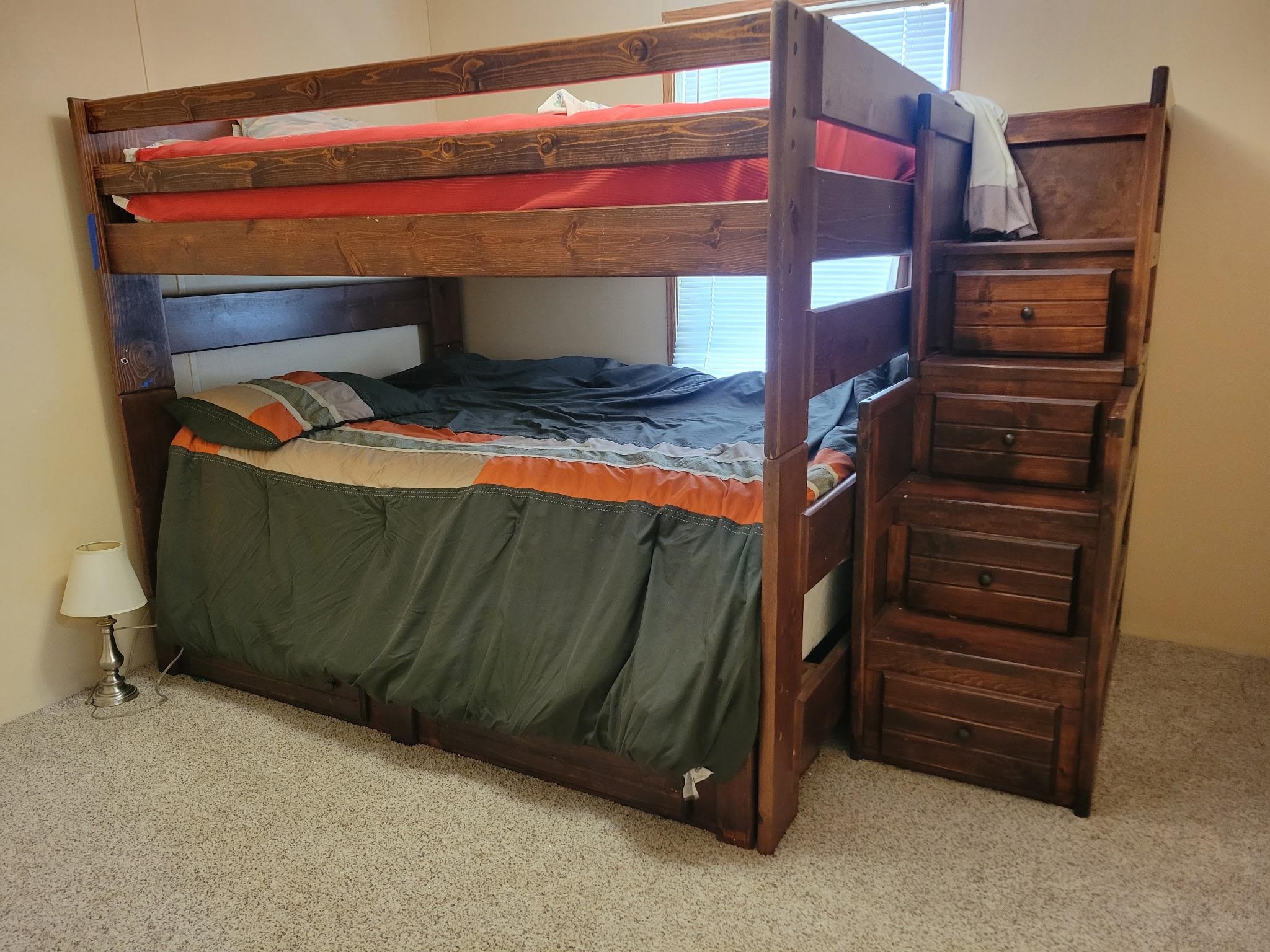 MLS #260513