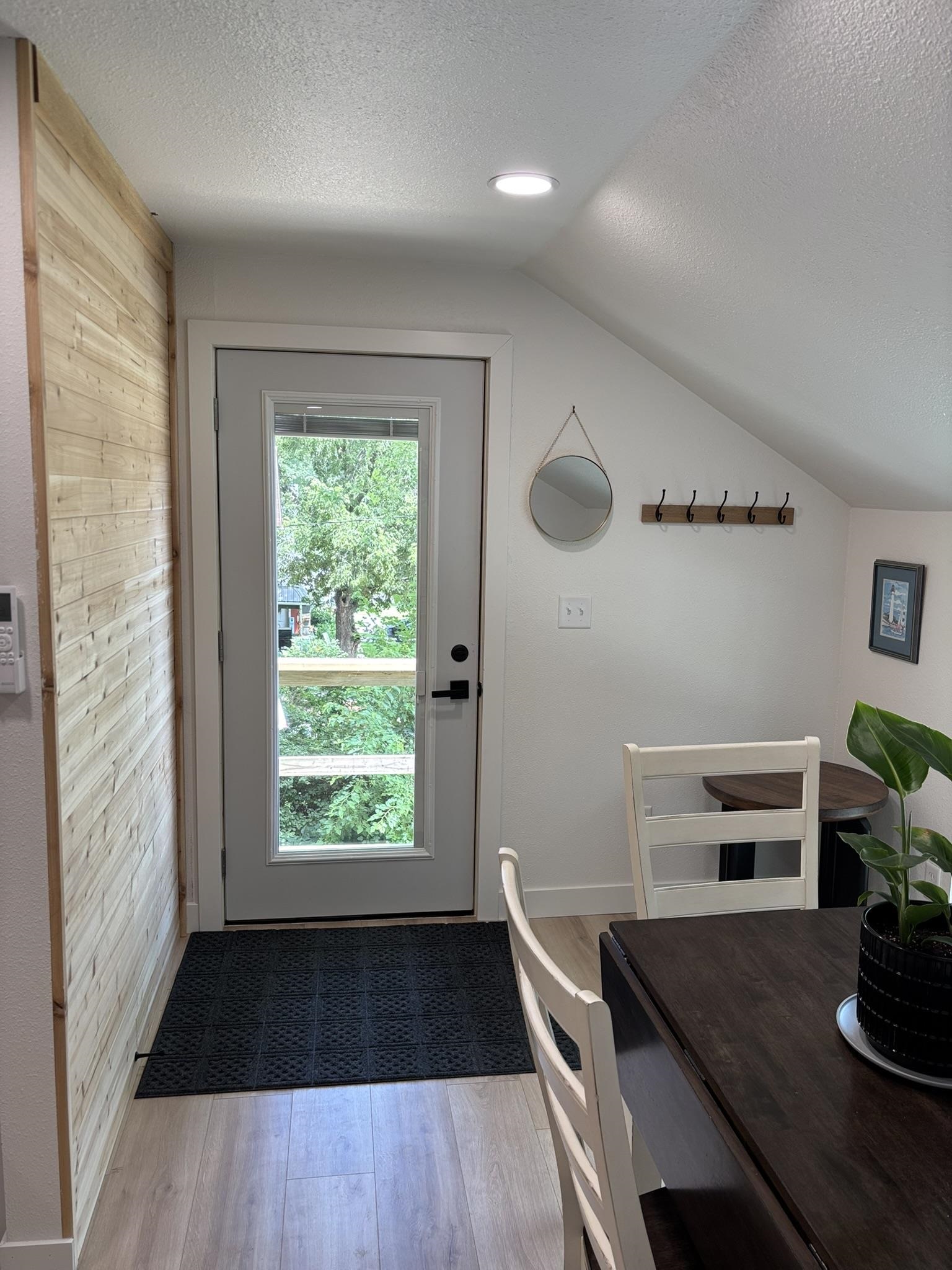 MLS #260515