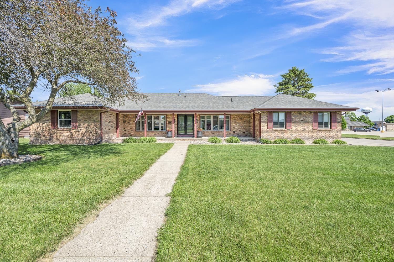 924 1st Avenue, Spencer, IA 51301 