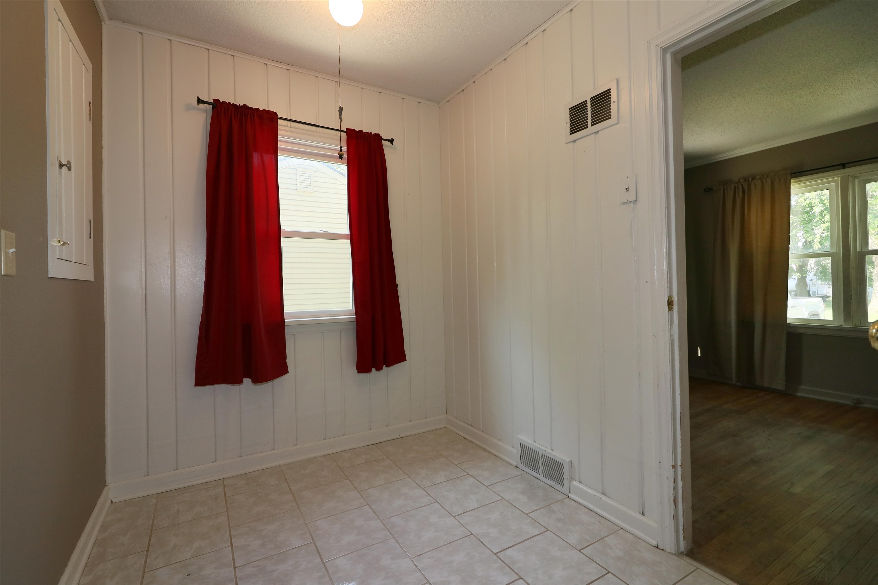 MLS #260525