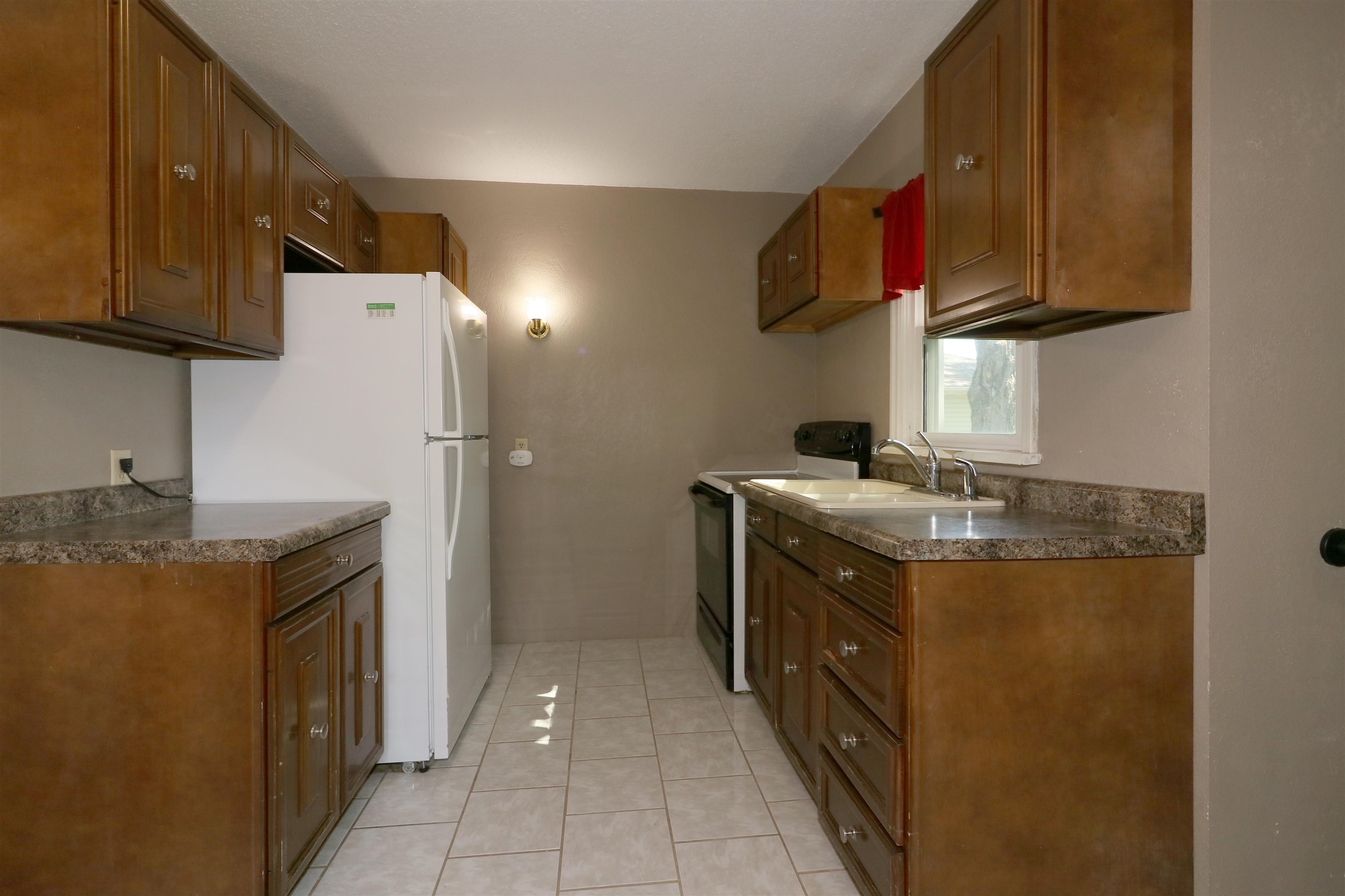 MLS #260525