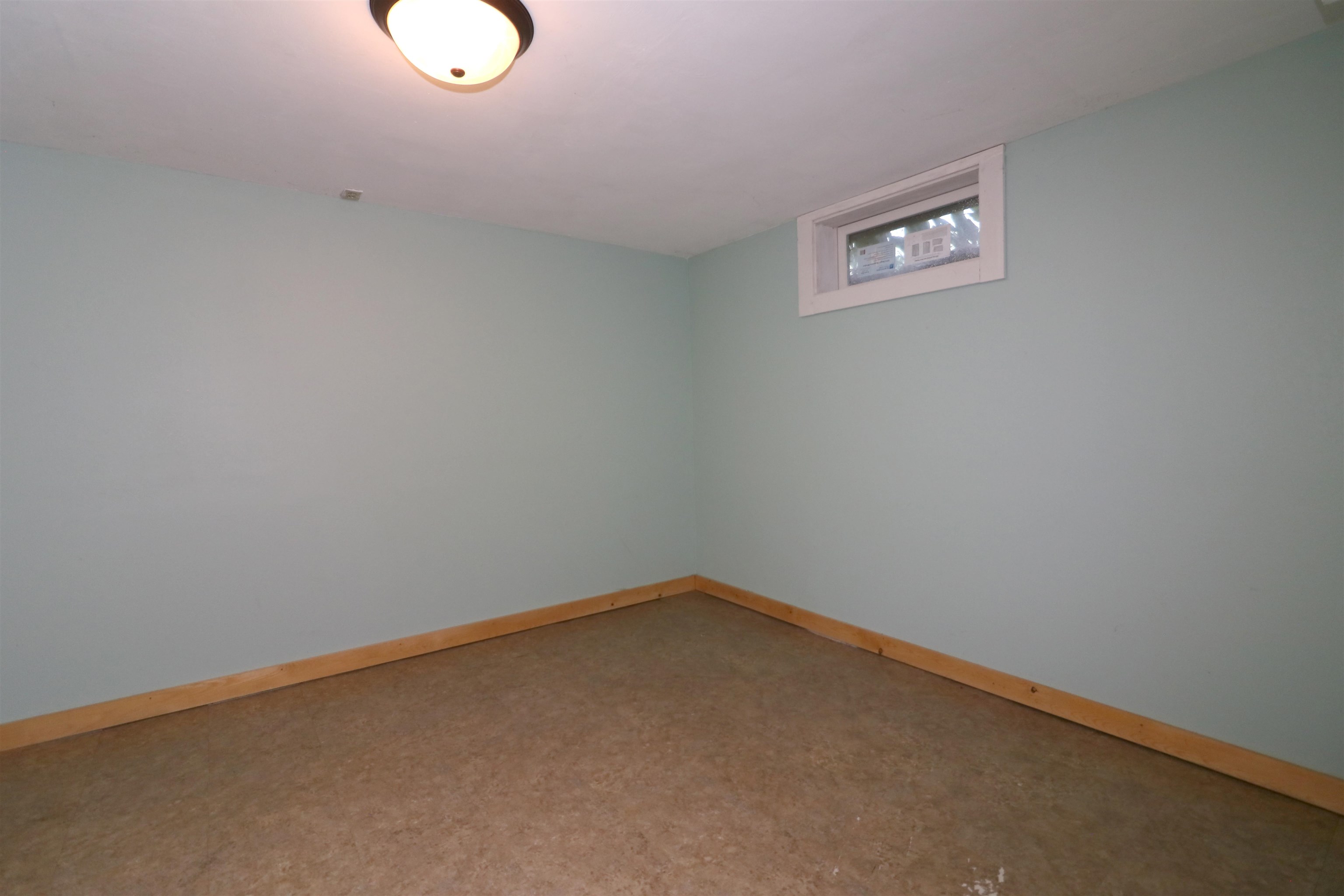 MLS #260525