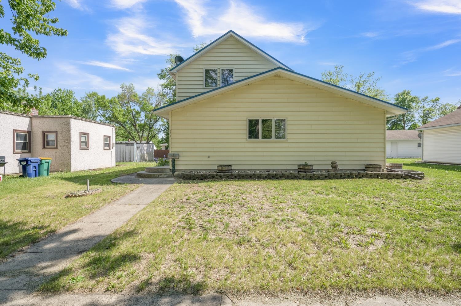 MLS #260526