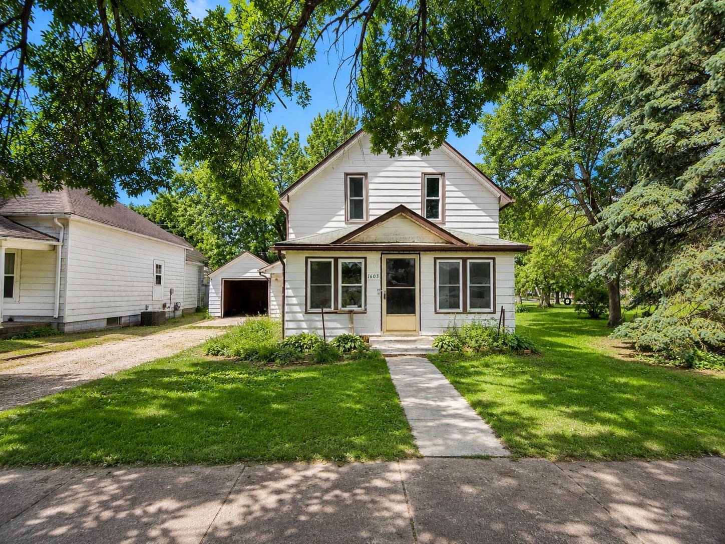 1603 Gowrie Street #5-7, Ruthven, IA 51358 