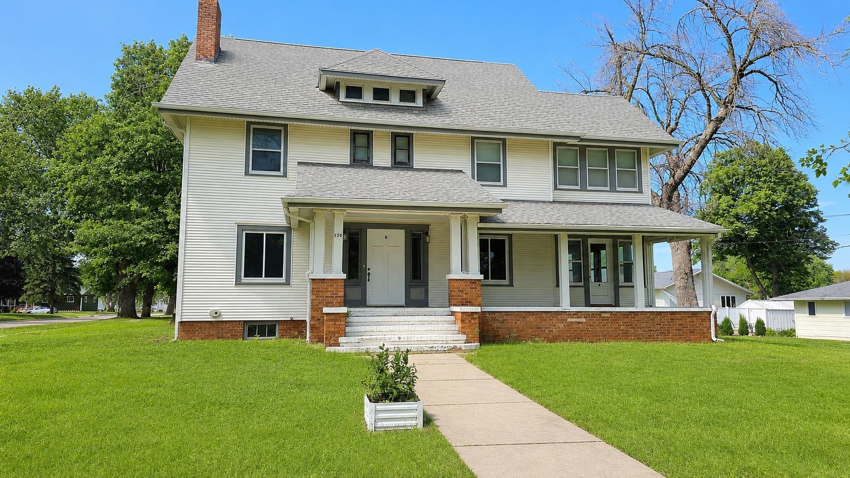 320 3rd Street, Primghar, IA 51245 