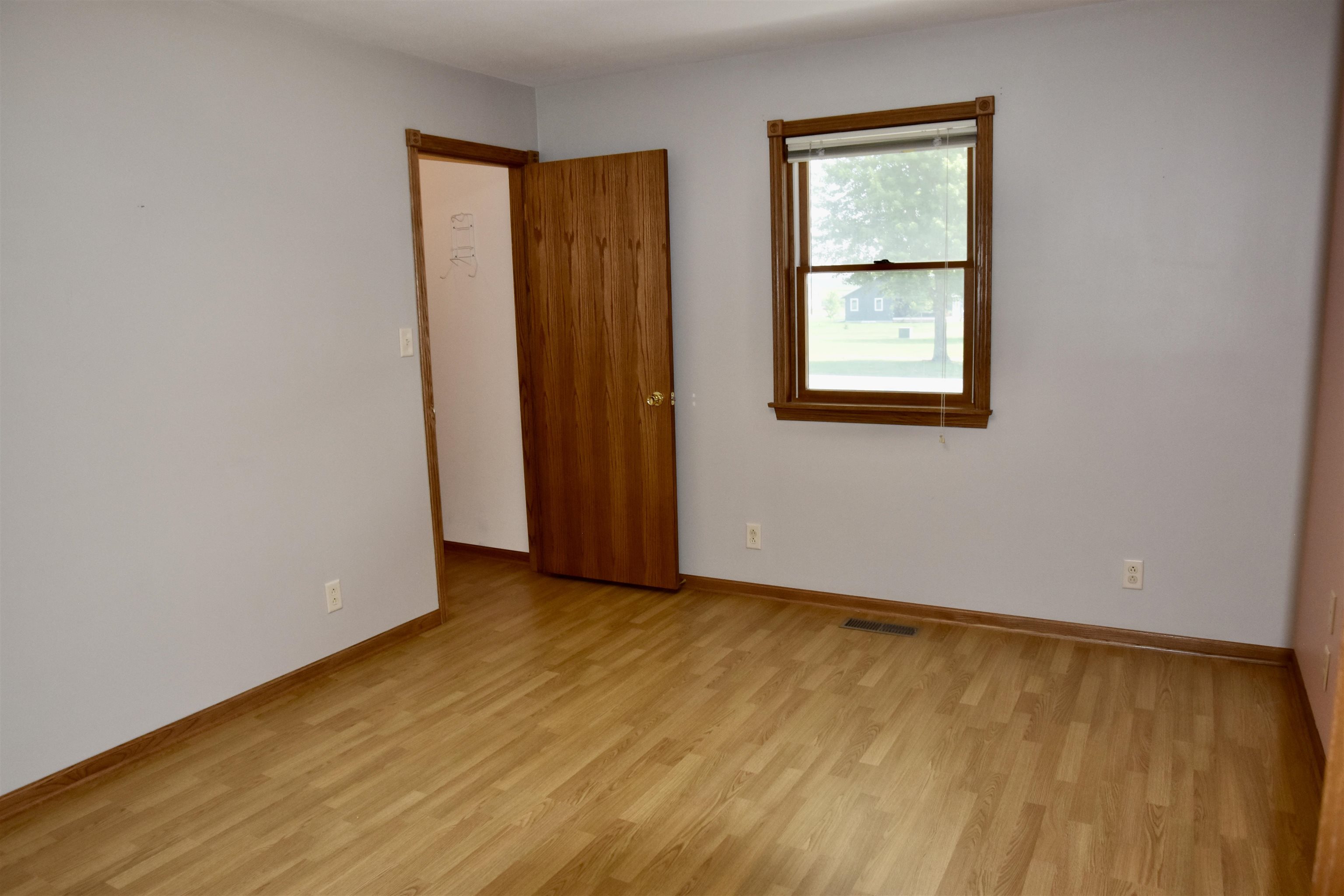 MLS #260573