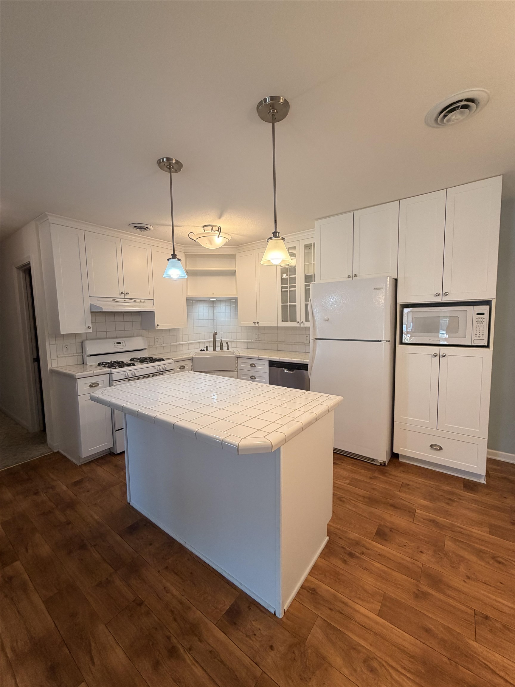 MLS #260581
