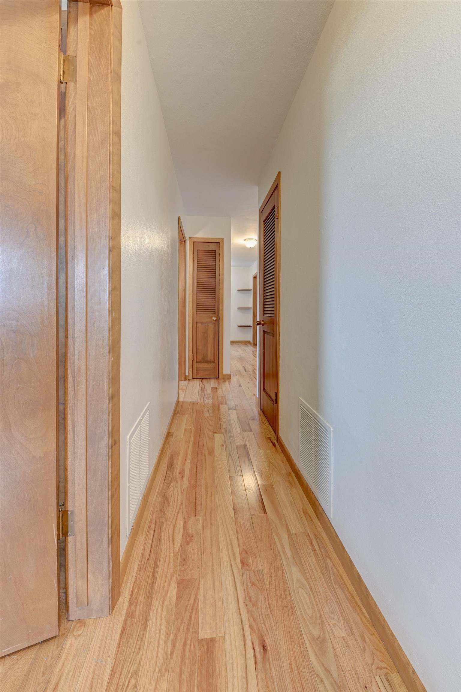 MLS #260585
