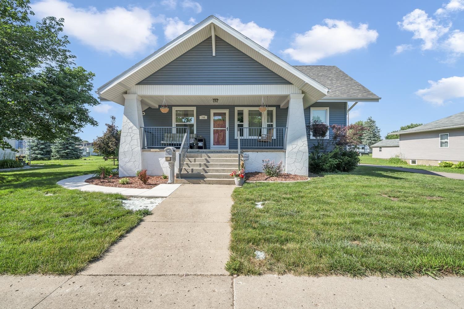 708 10th Street, Milford, IA 51351 