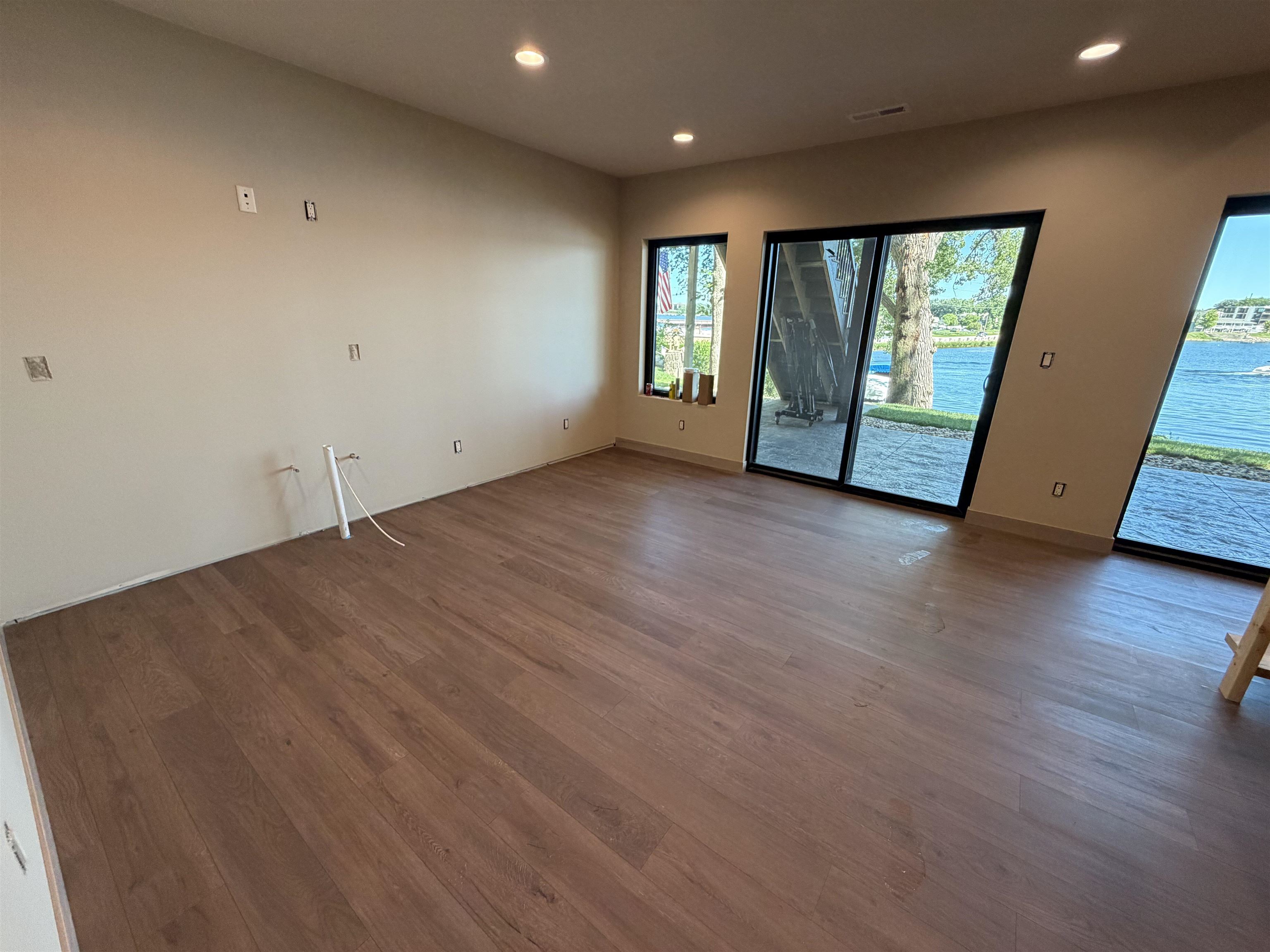MLS #260628