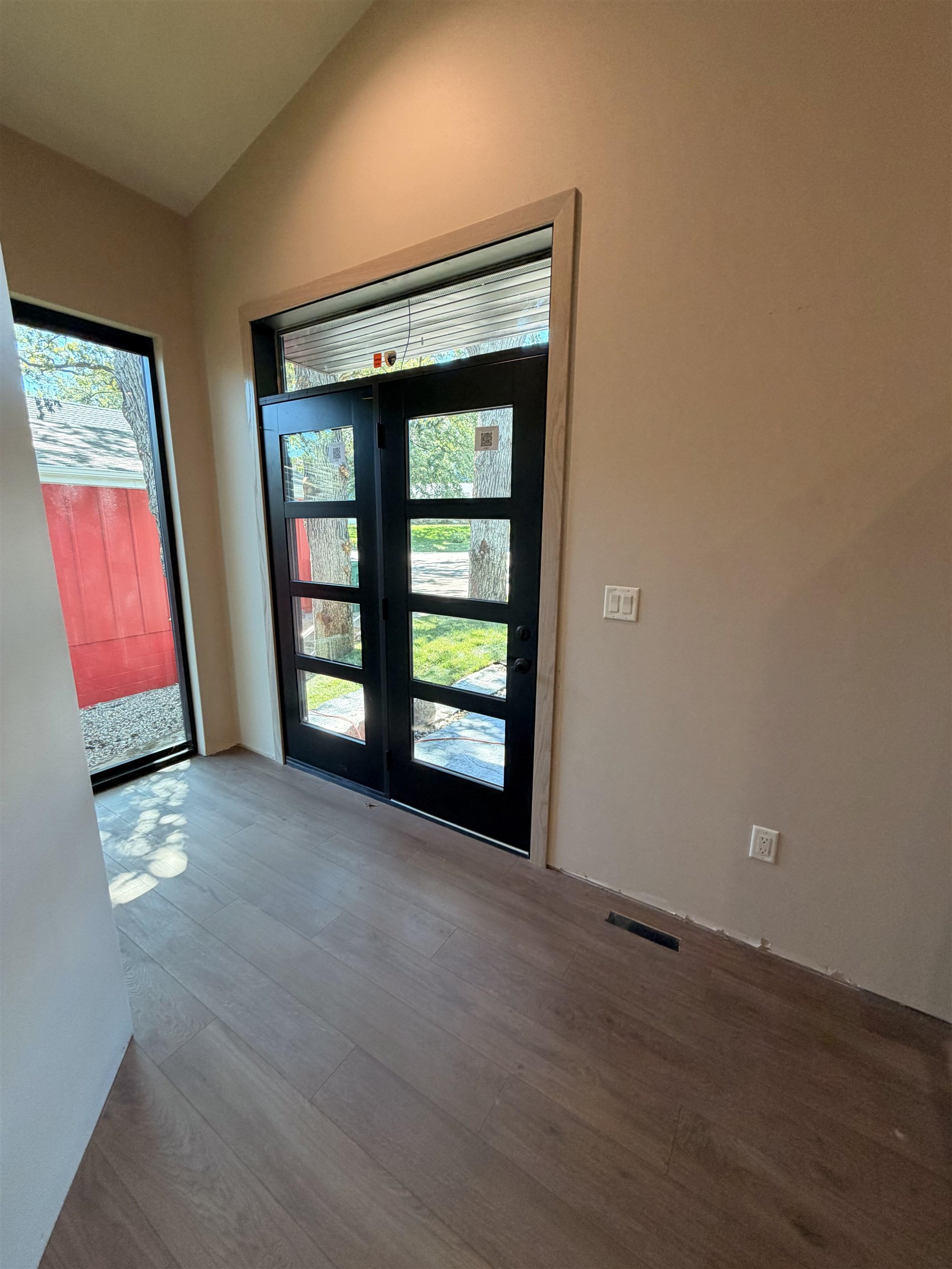 MLS #260628
