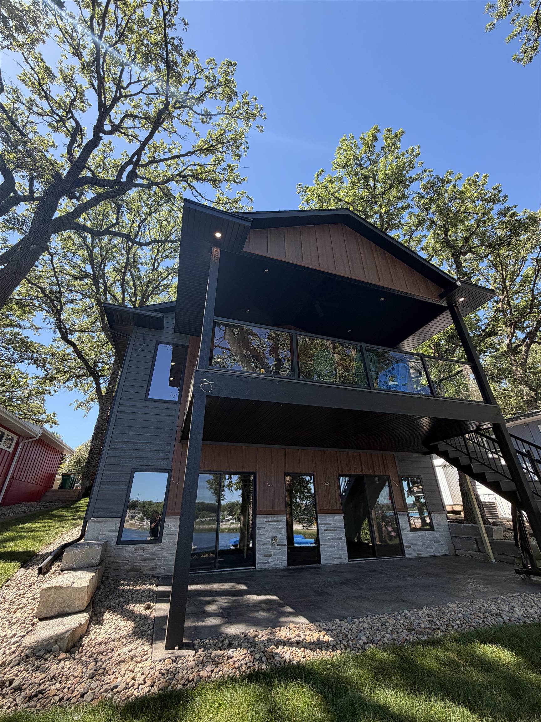MLS #260628