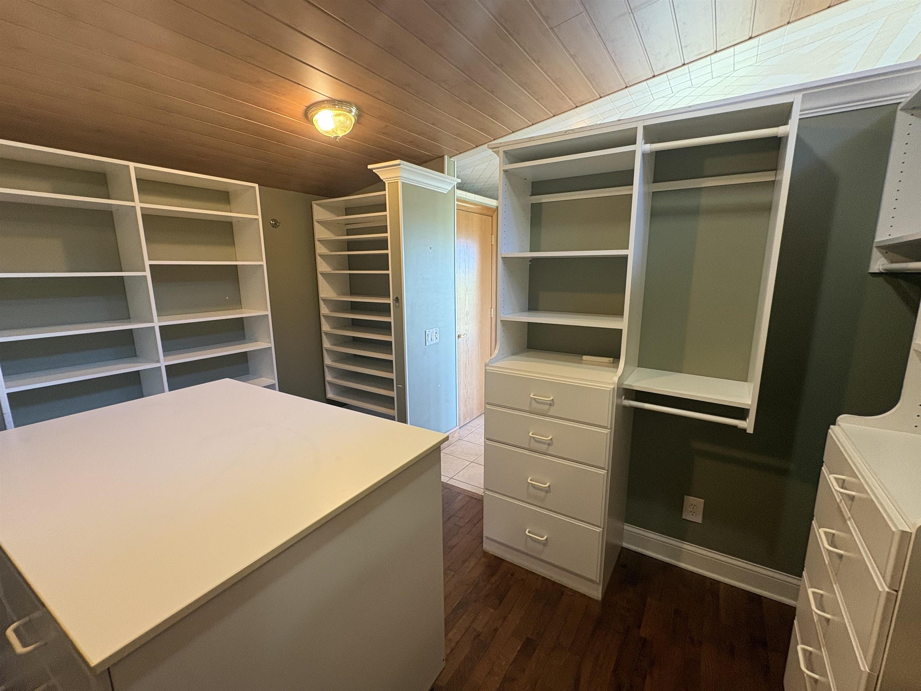 MLS #260646