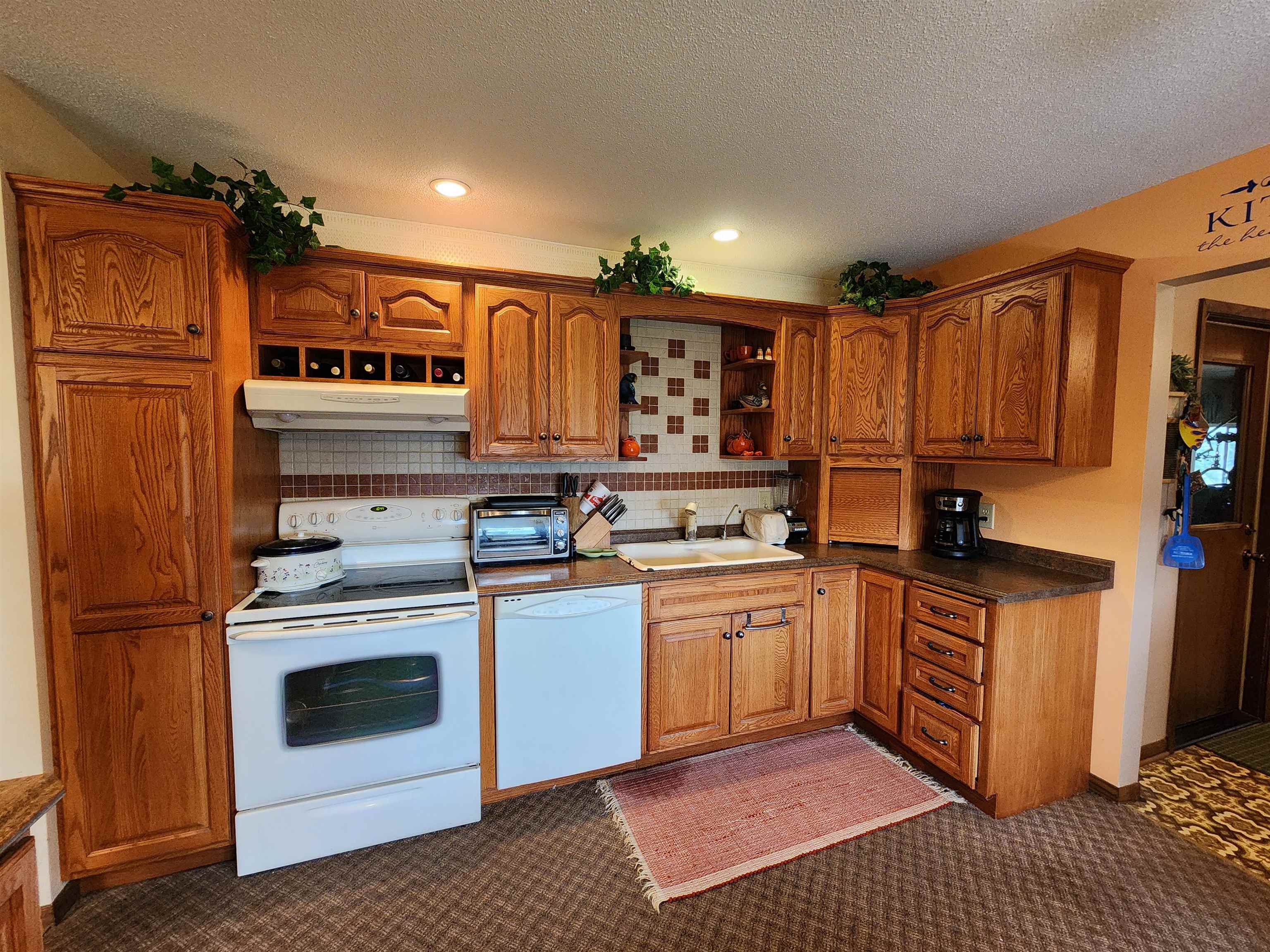 MLS #260673