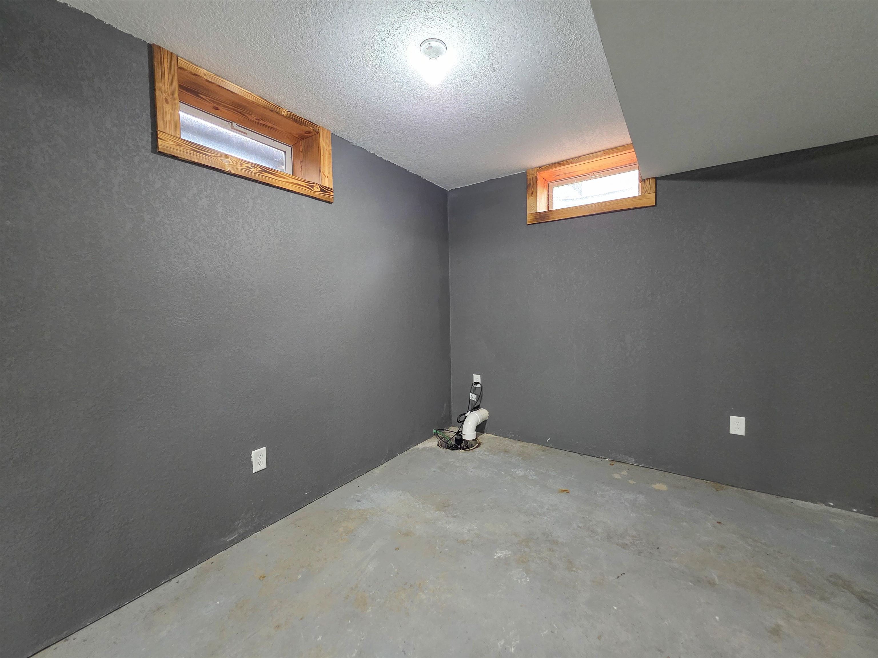 MLS #260680